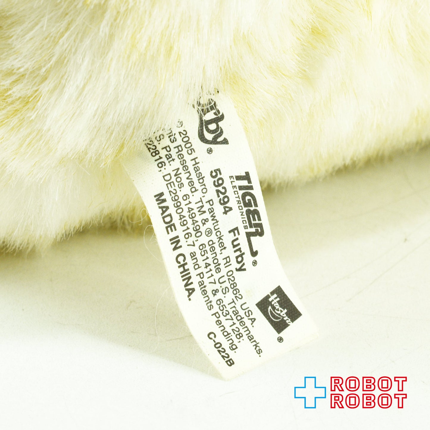 ファービー2 キャラメルシロップ ベージュxピンク 茶目