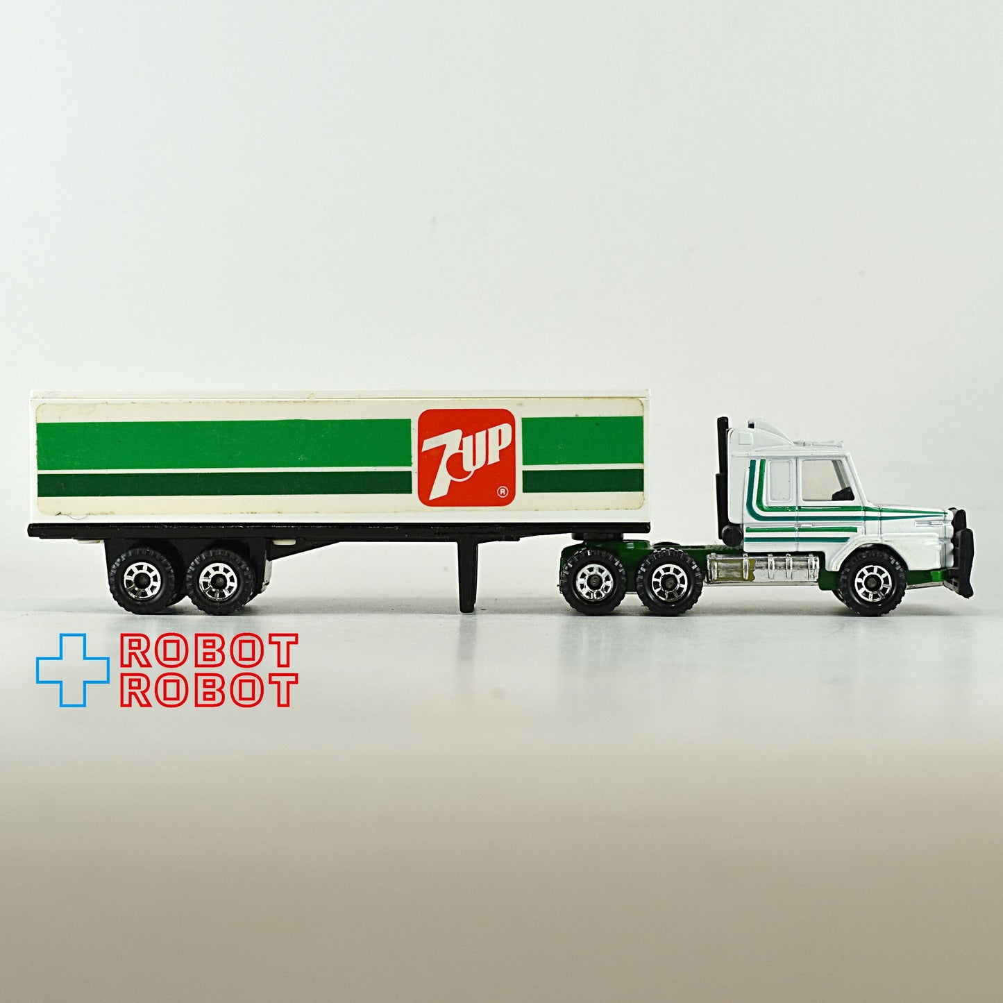 マッチボックス 7UP セブンアップ スカニアトラック T-142 ミニカー