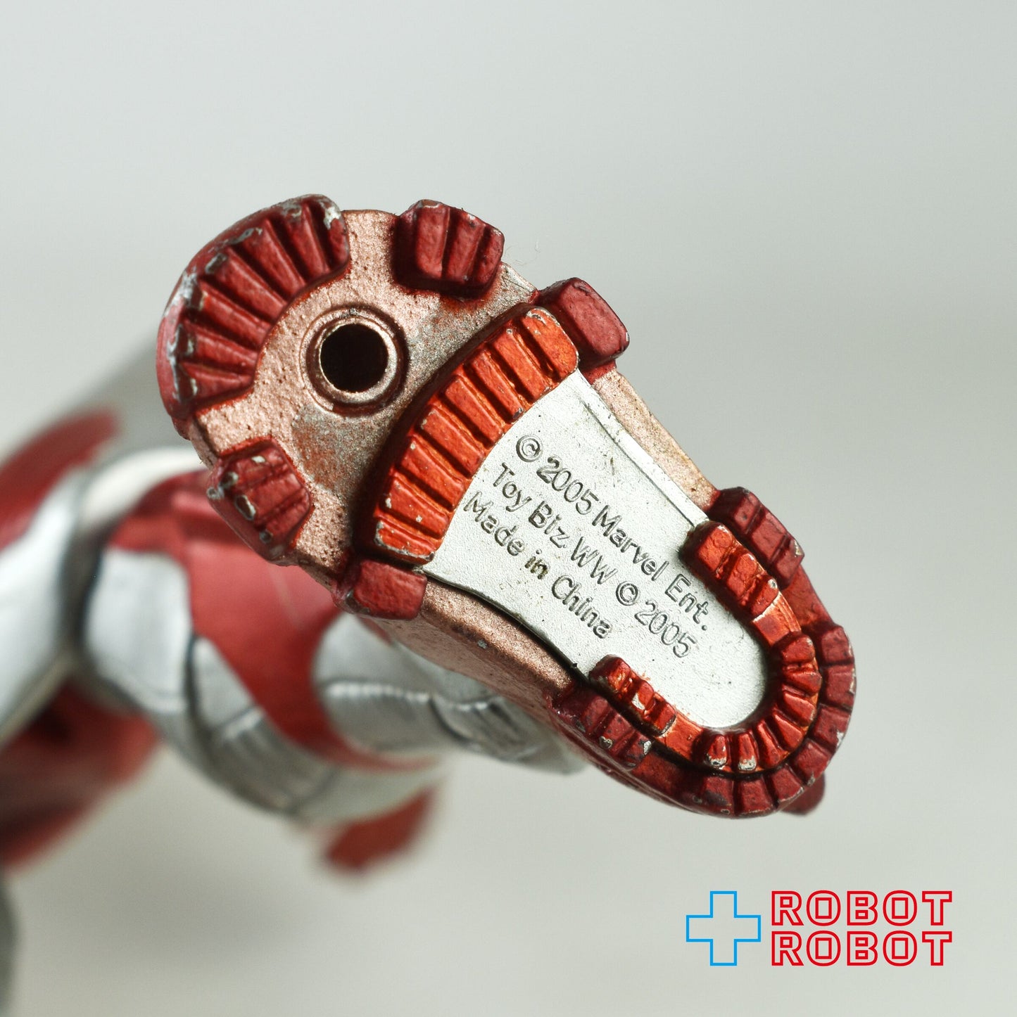 トイビズ マーベルレジェンド X-MEN オメガレッド 6インチ アクションフィギュア ルース