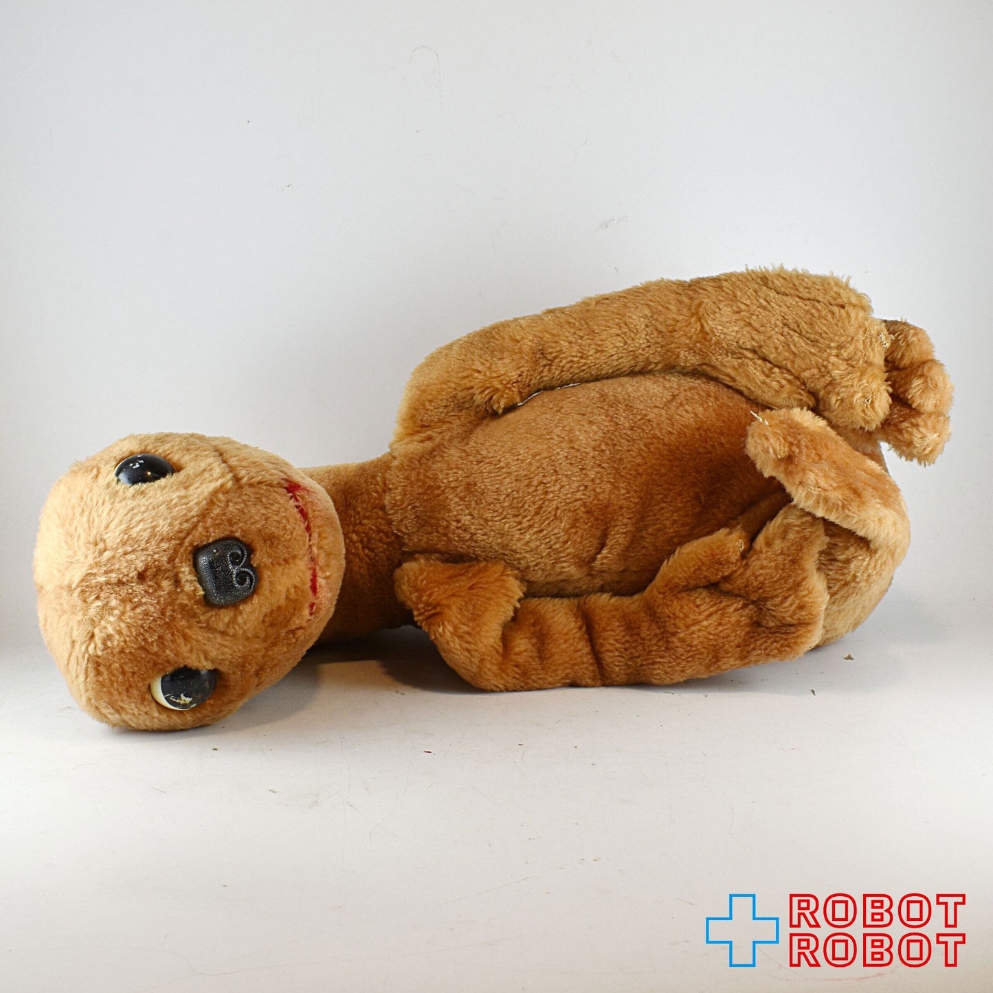 カマール社 E.T 黒目 ぬいぐるみ人形 30センチ