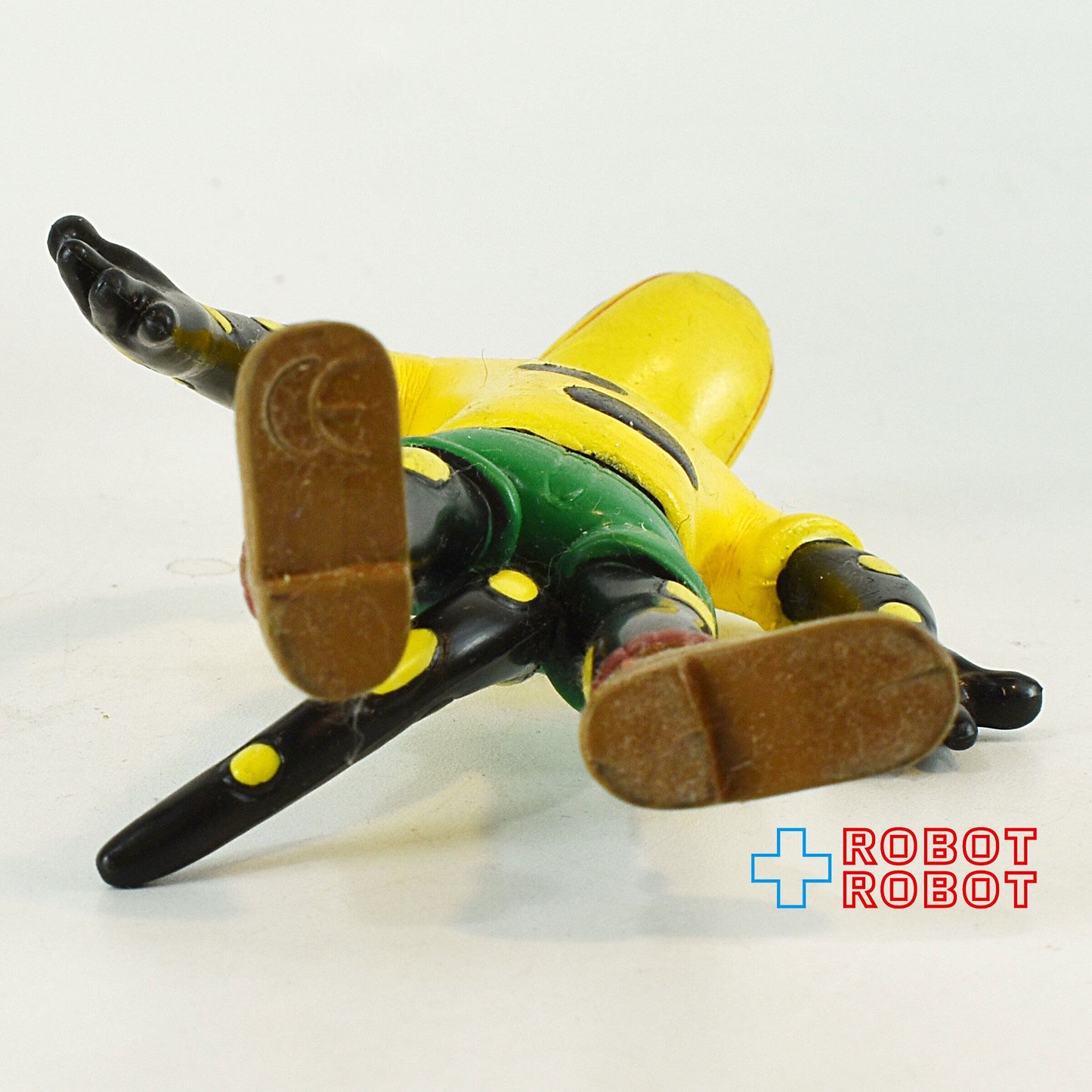 サラマンダーシューズ ルルチ オオサンショウウオ 緑ズボン ベンダブルフィギュア