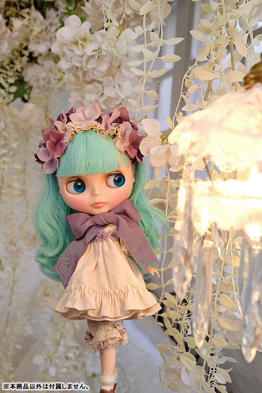 グッドスマイルカンパニー ネオブライス フラワーガールオブハピネス アクションドール 未開封