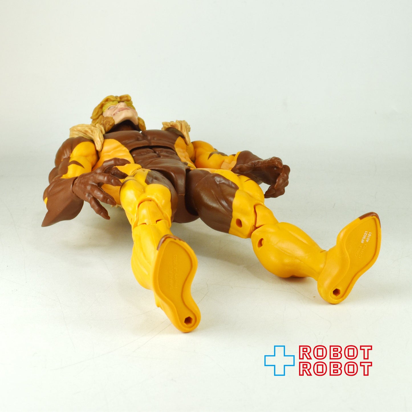 マーベルレジェンド ウルヴァリン セイバートゥース 2パック版 6インチ アクションフィギュア ルース