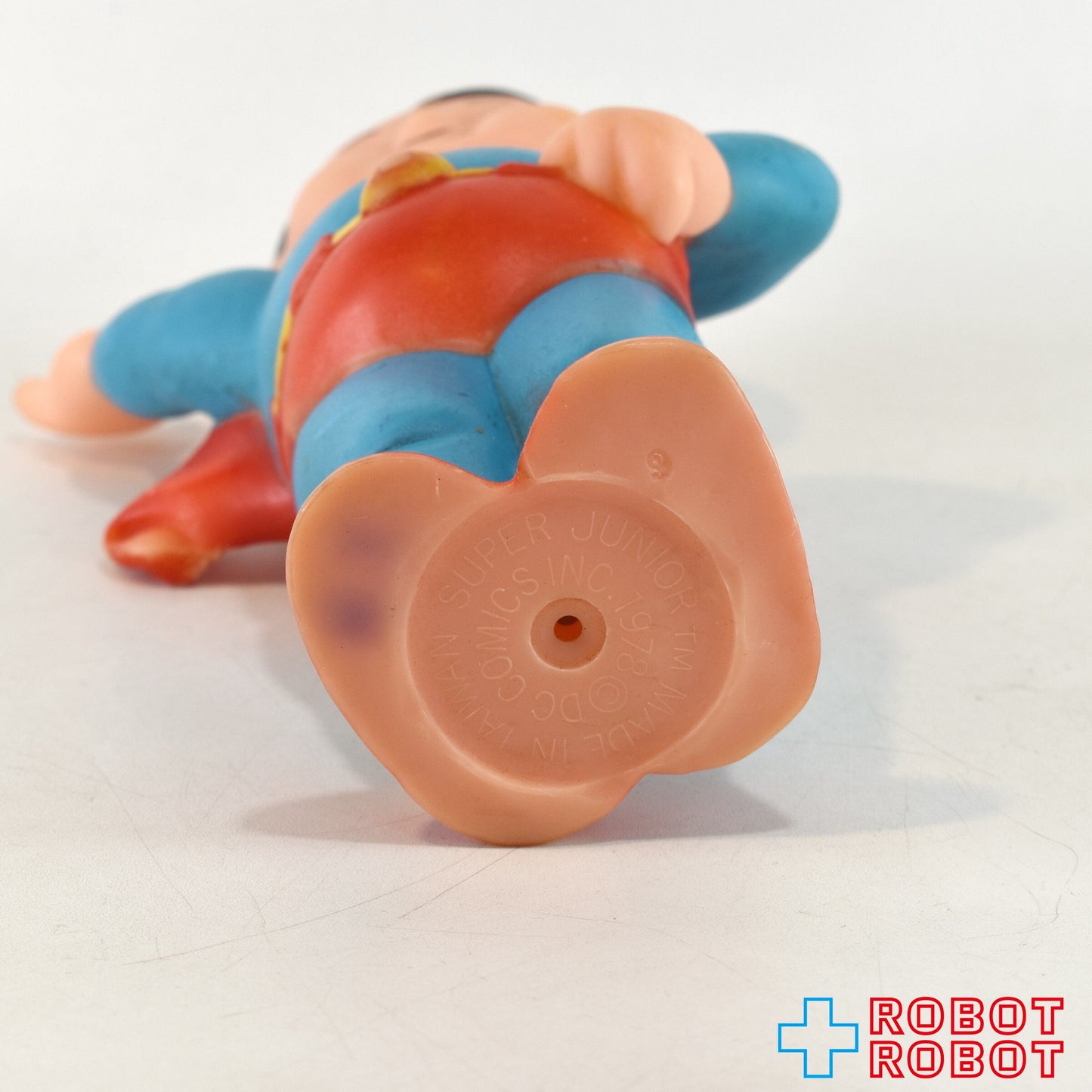 スーパージュニア スーパーマン DC ソフビフィギュア