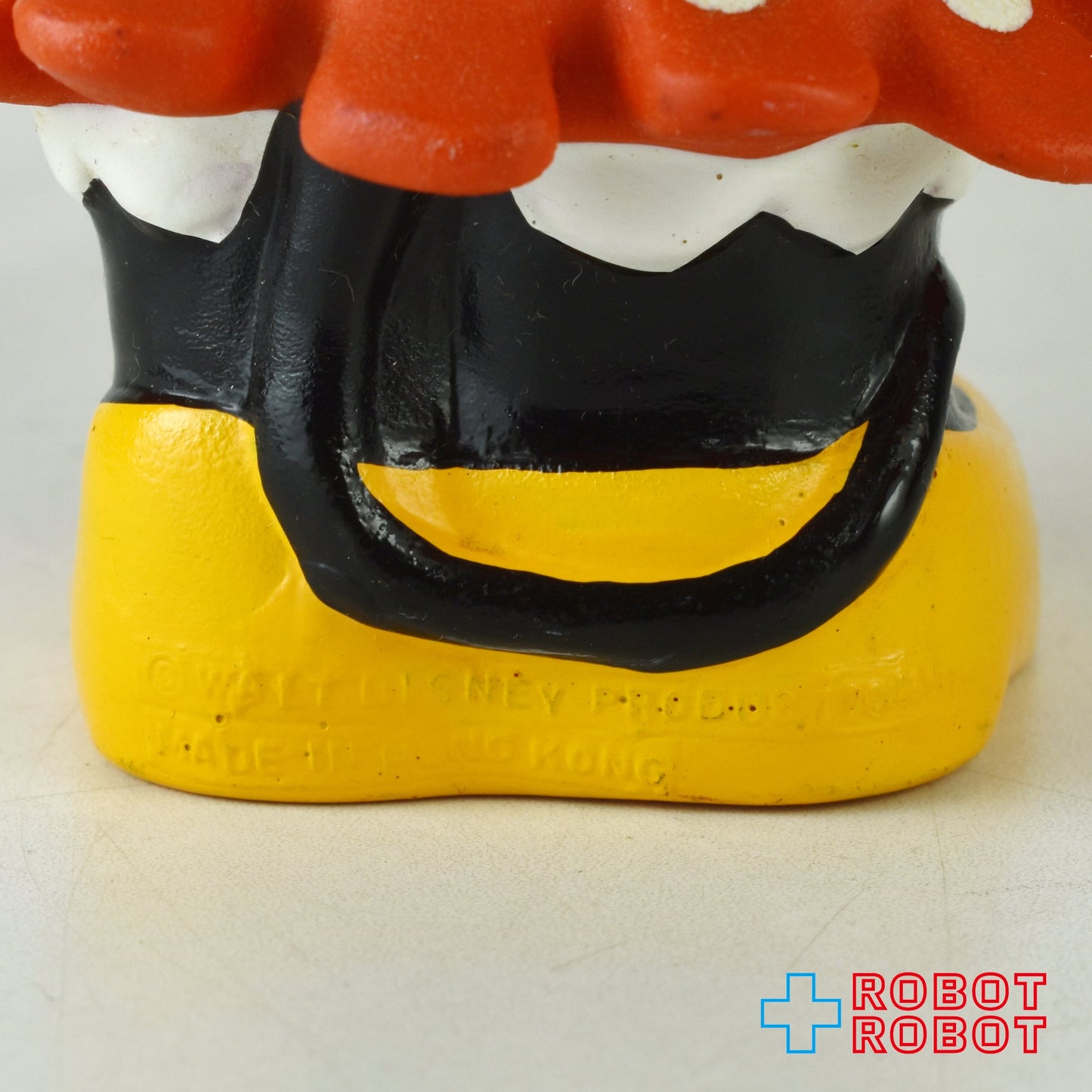 ミニーマウス 花持ち ソフビ貯金箱 香港