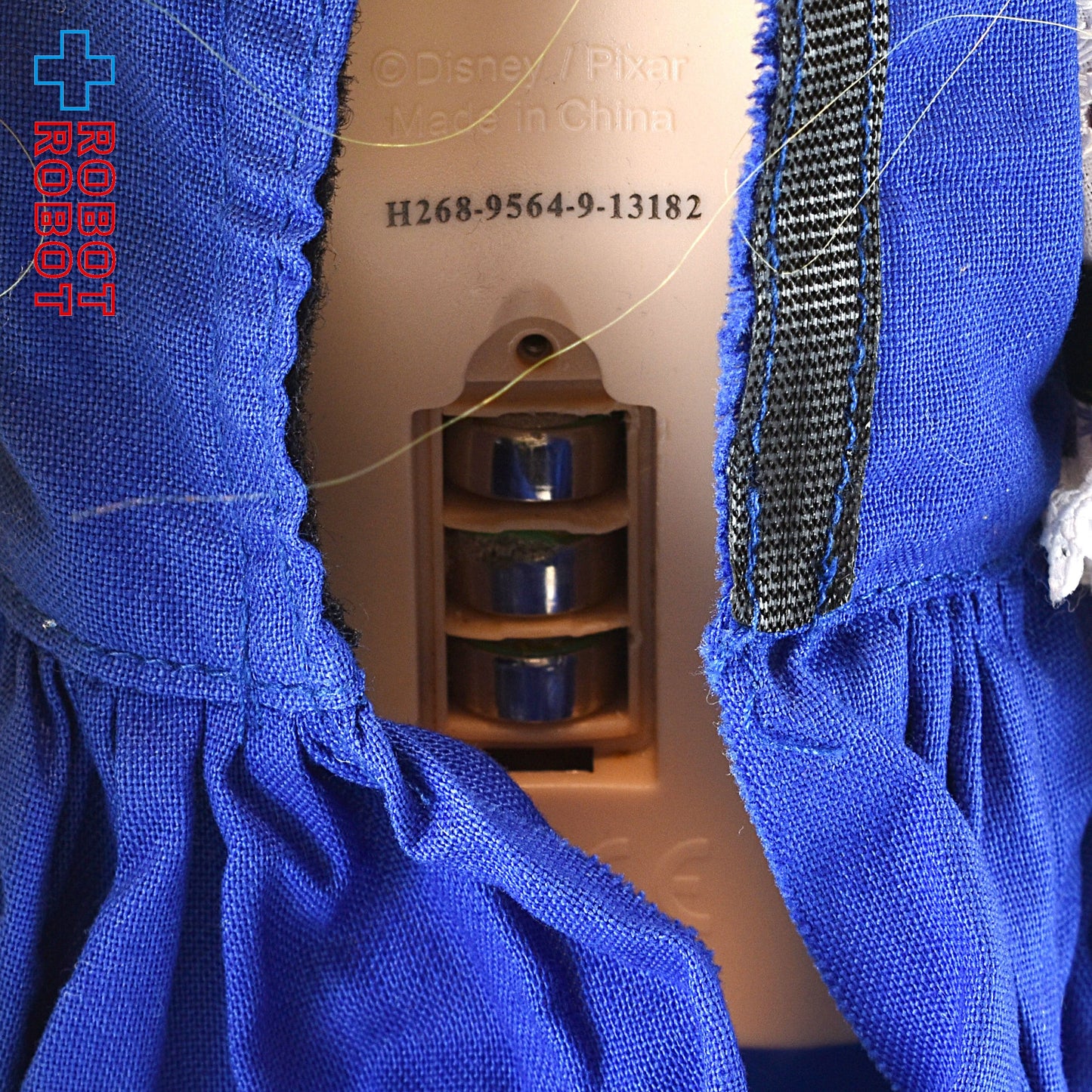 ディズニーストア アニメーターズ コレクション ドール イッツアスモールワールド オランダ