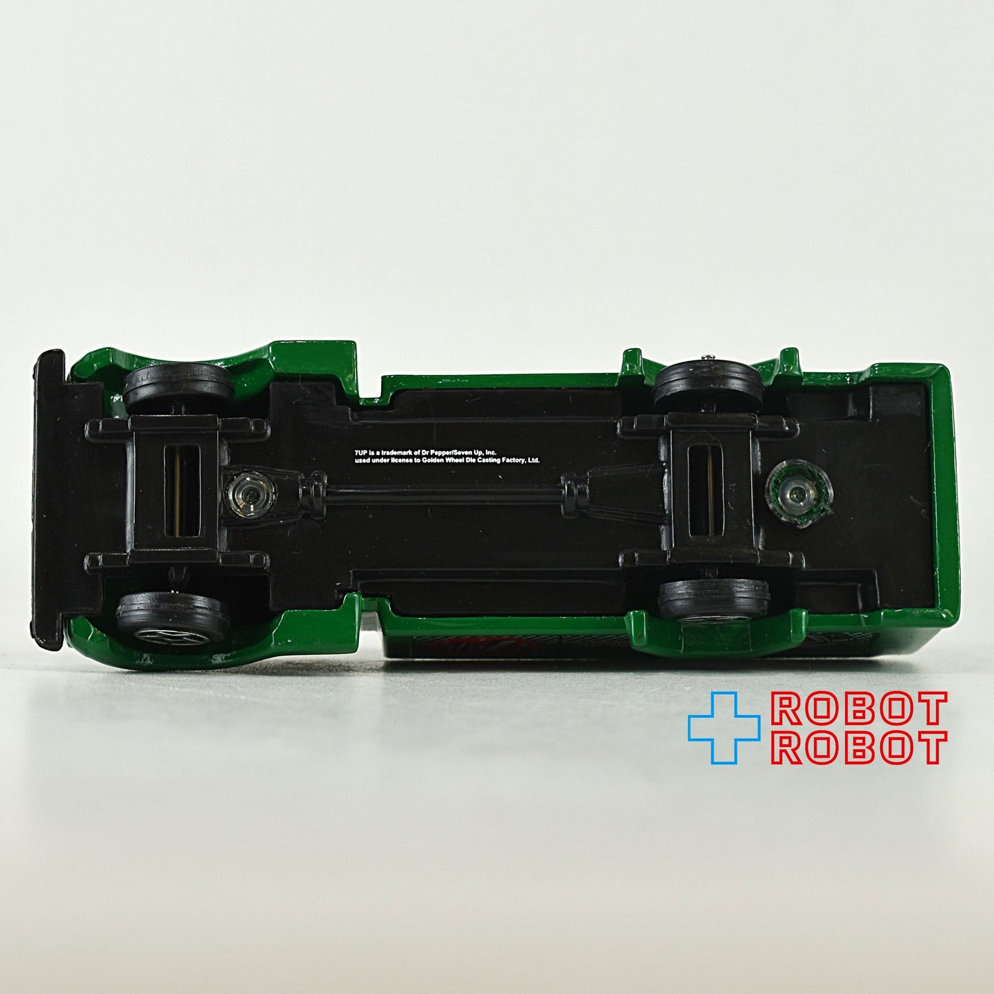 ゴールデンウィール 1/87 7UP セブンアップ ボトルデリバリー トラック エボリューション ダイキャストメタル ミニカー