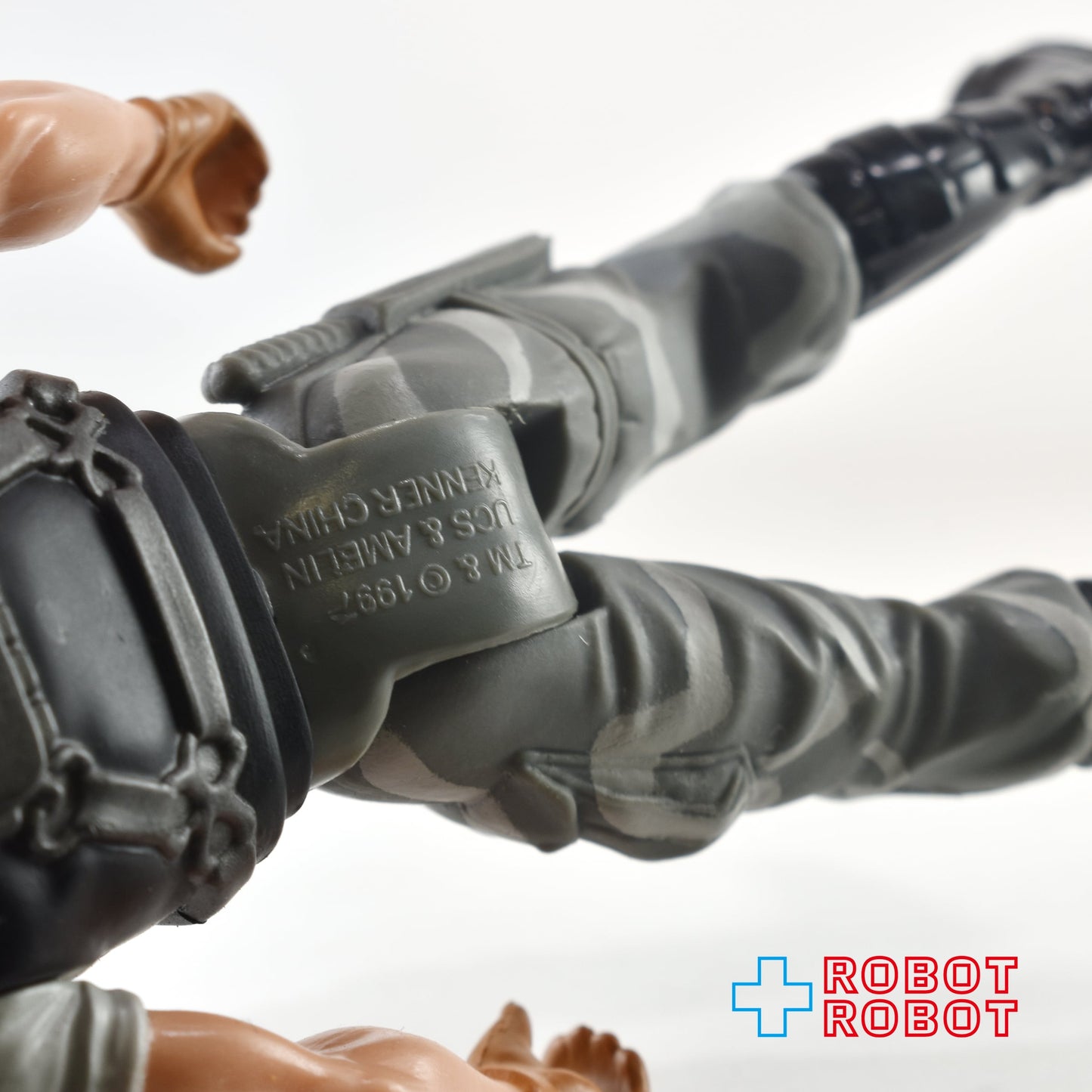 ケナー ロストワールド / ジュラシック・パーク シリーズ2 アジェイ・シドゥ ベーシックフィギュア 1997 ルース●ウェポンパック付属