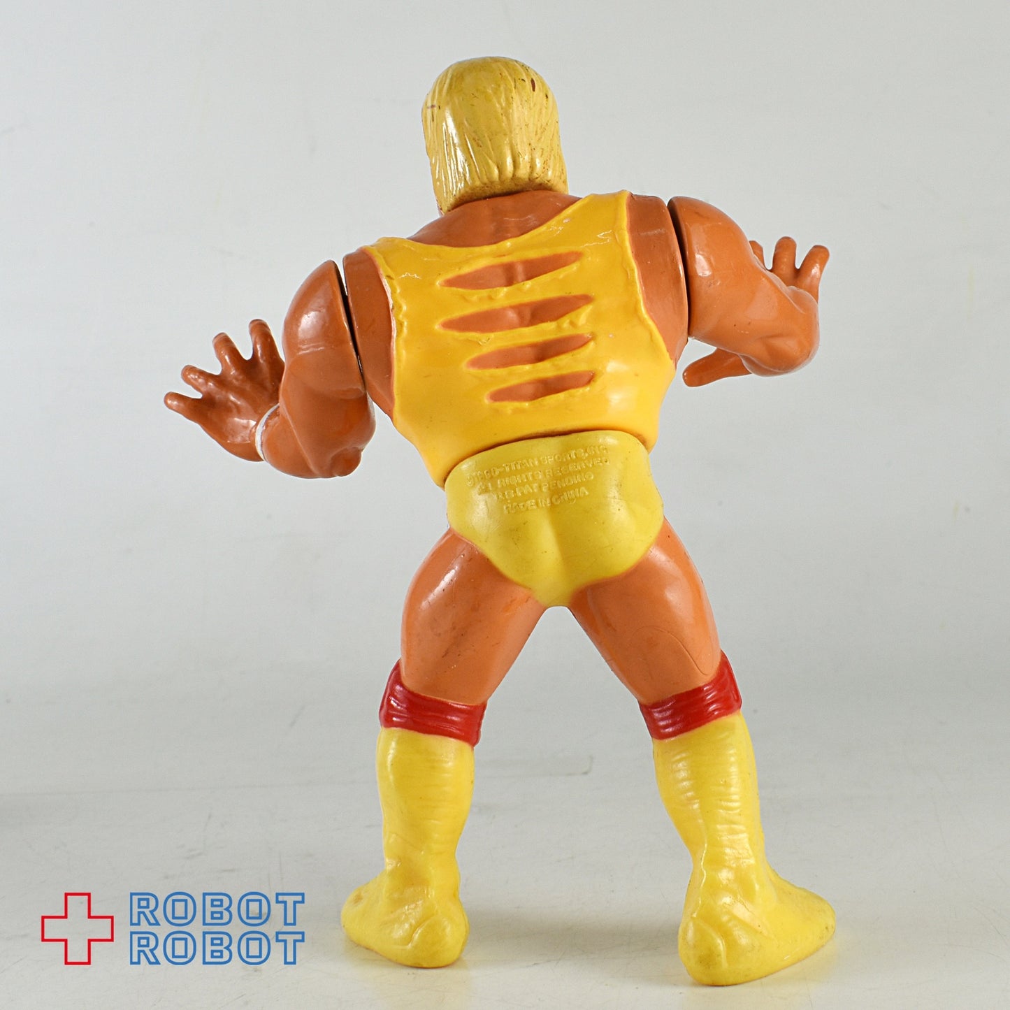 ハズブロ WWFプロレス シリーズ1 ハルクホーガン アクションフィギュア - ROBOTROBOT