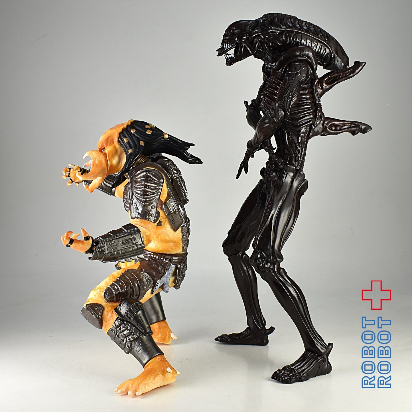 メディコムトイ エイリアン vs プレデター