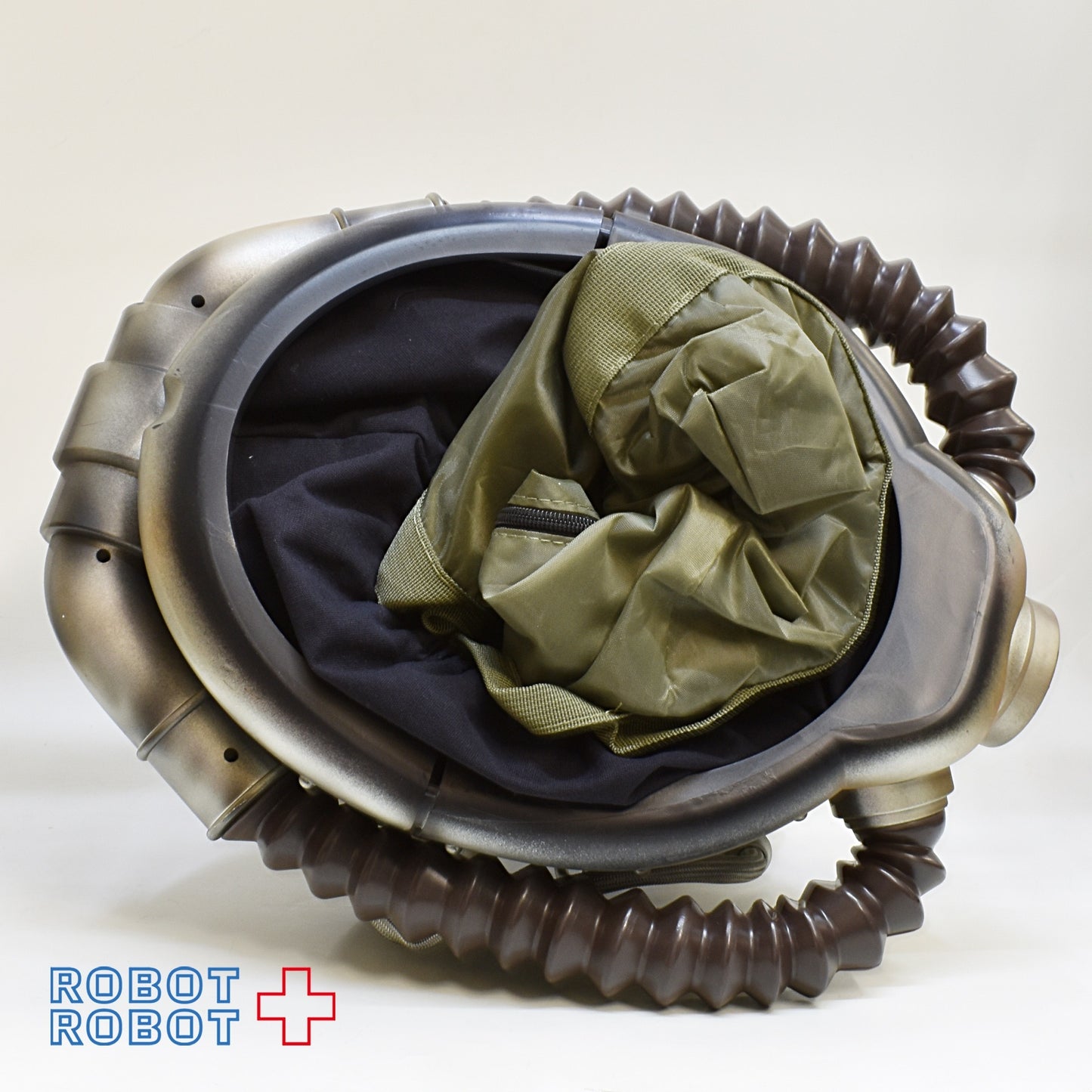 フォールアウト パワーアーマーエディション ヘルメット & キャンバスダッフルバッグ