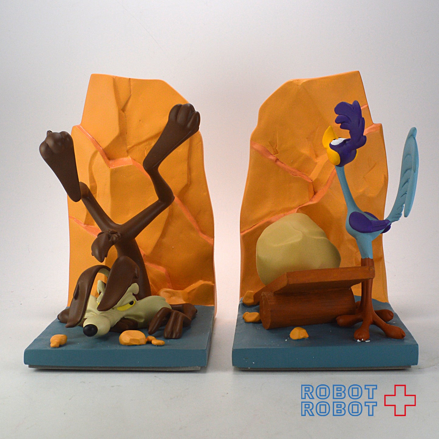 ロードランナー&ワイリー・コヨーテ 陶器ブックエンド