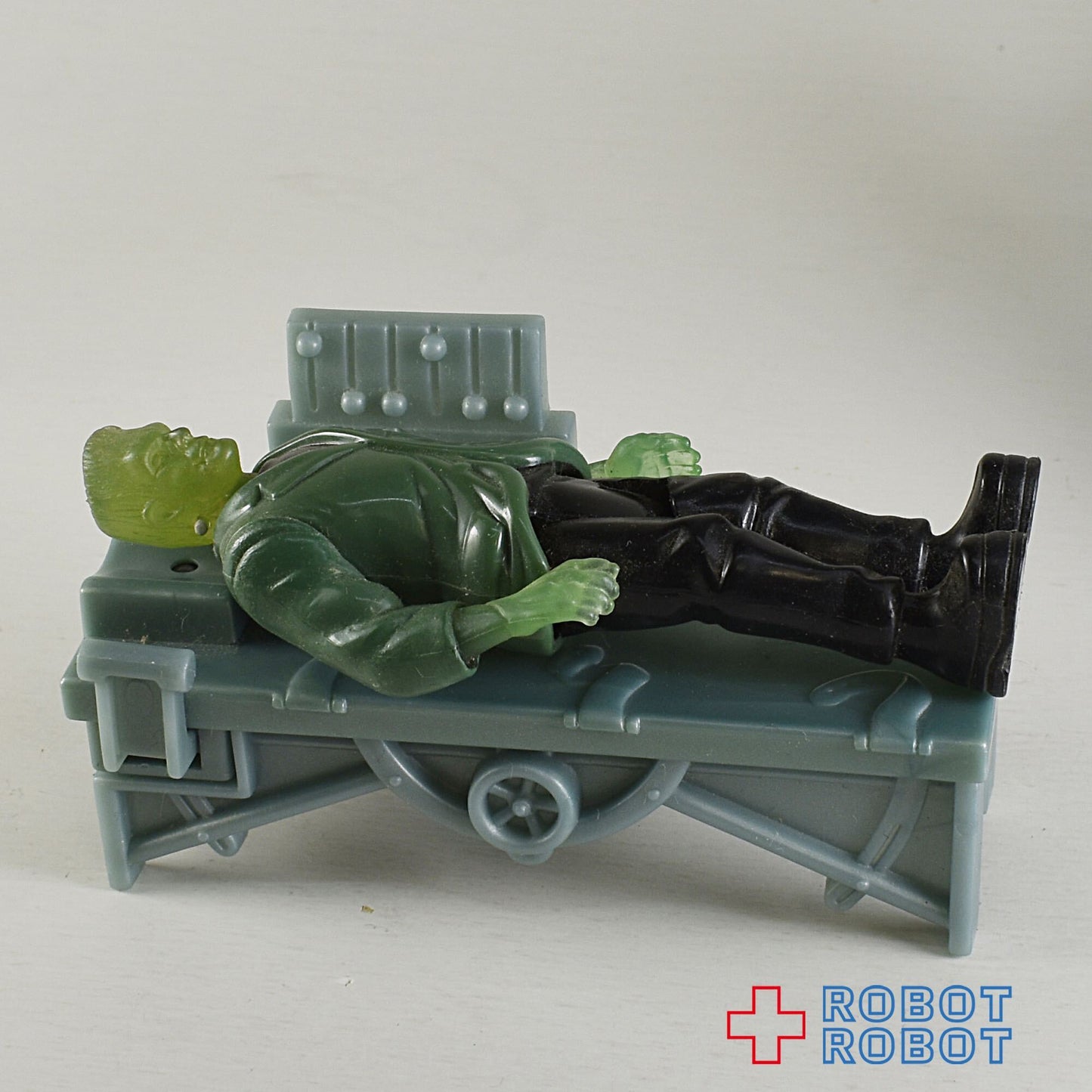 バーガーキング ユニバーサルスタジオモンスターズ フランケンシュタイン フィギュア ハッピーミールトイ 袋入 開封