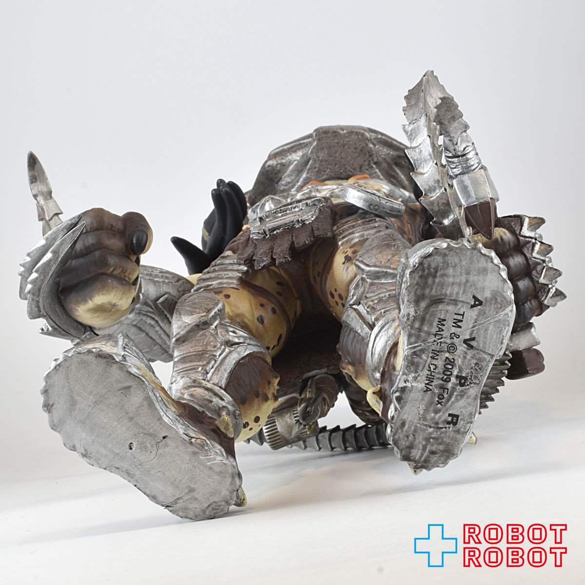 ThreeB エイリアンVSプレデター2 プレデター アクションフィギュア ルース - ROBOTROBOT