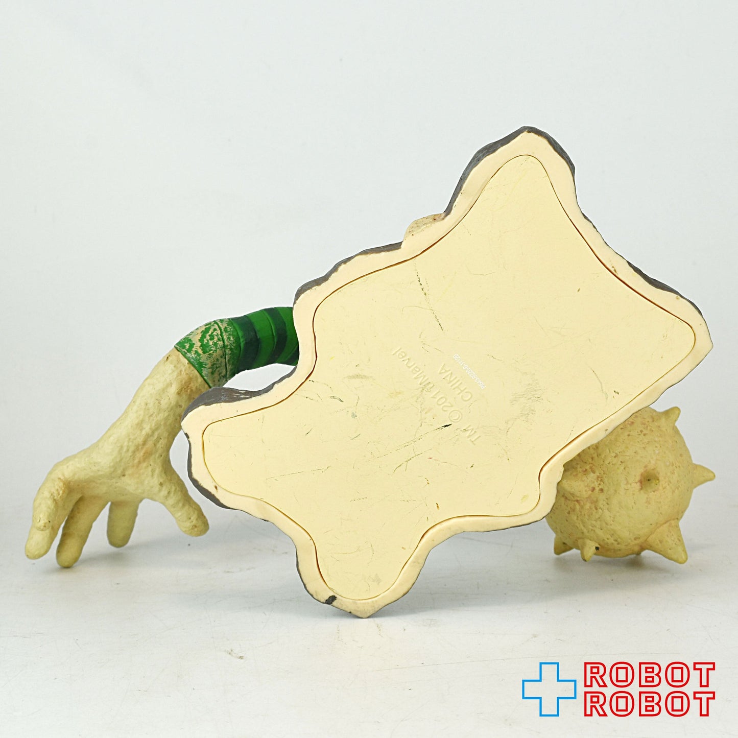 ディズニーストア スパイダーマン サンドマン フィギュア