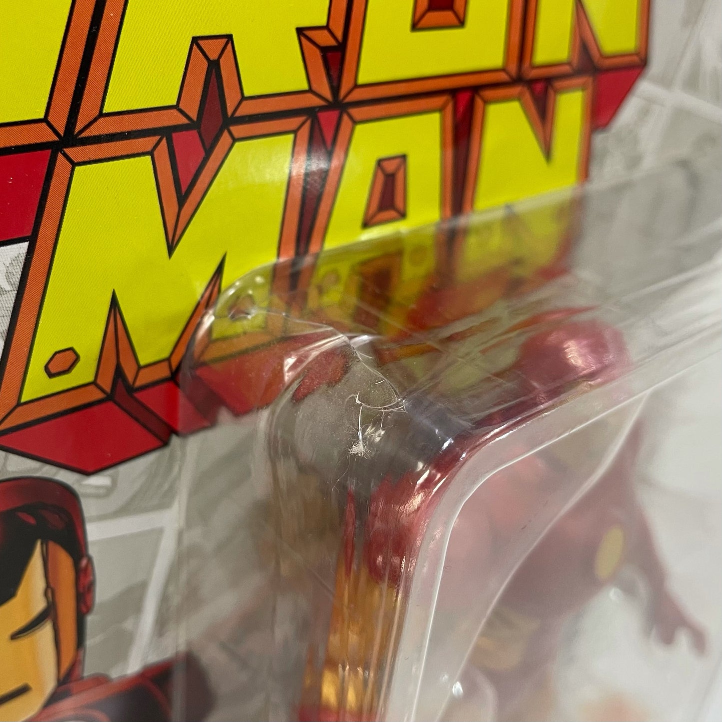 マーベルレジェンド スーパーヒーローズ ビンテージ6インチ・フィギュア アイアンマン.