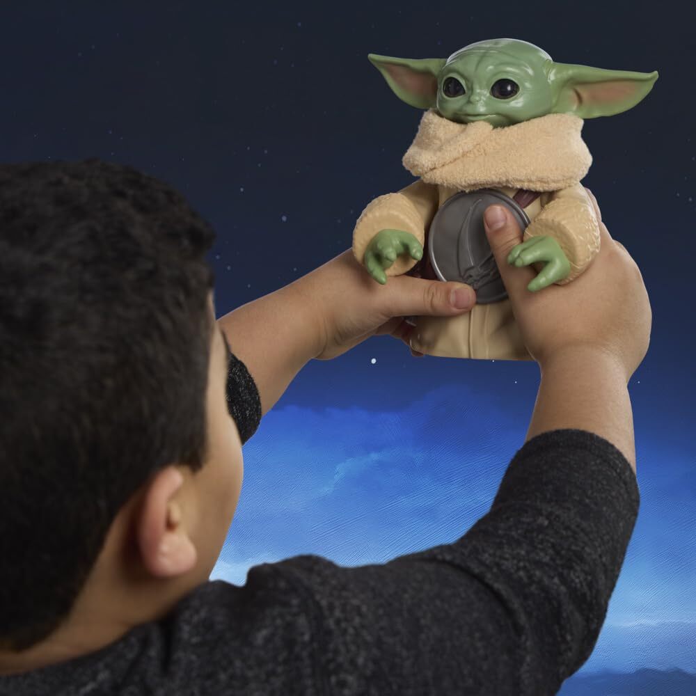 ハズブロ スター・ウォーズ マンダロリアン&グローグー ハグしてグローグー 6.5インチ エレクトロニック アクションフィギュア 未開封