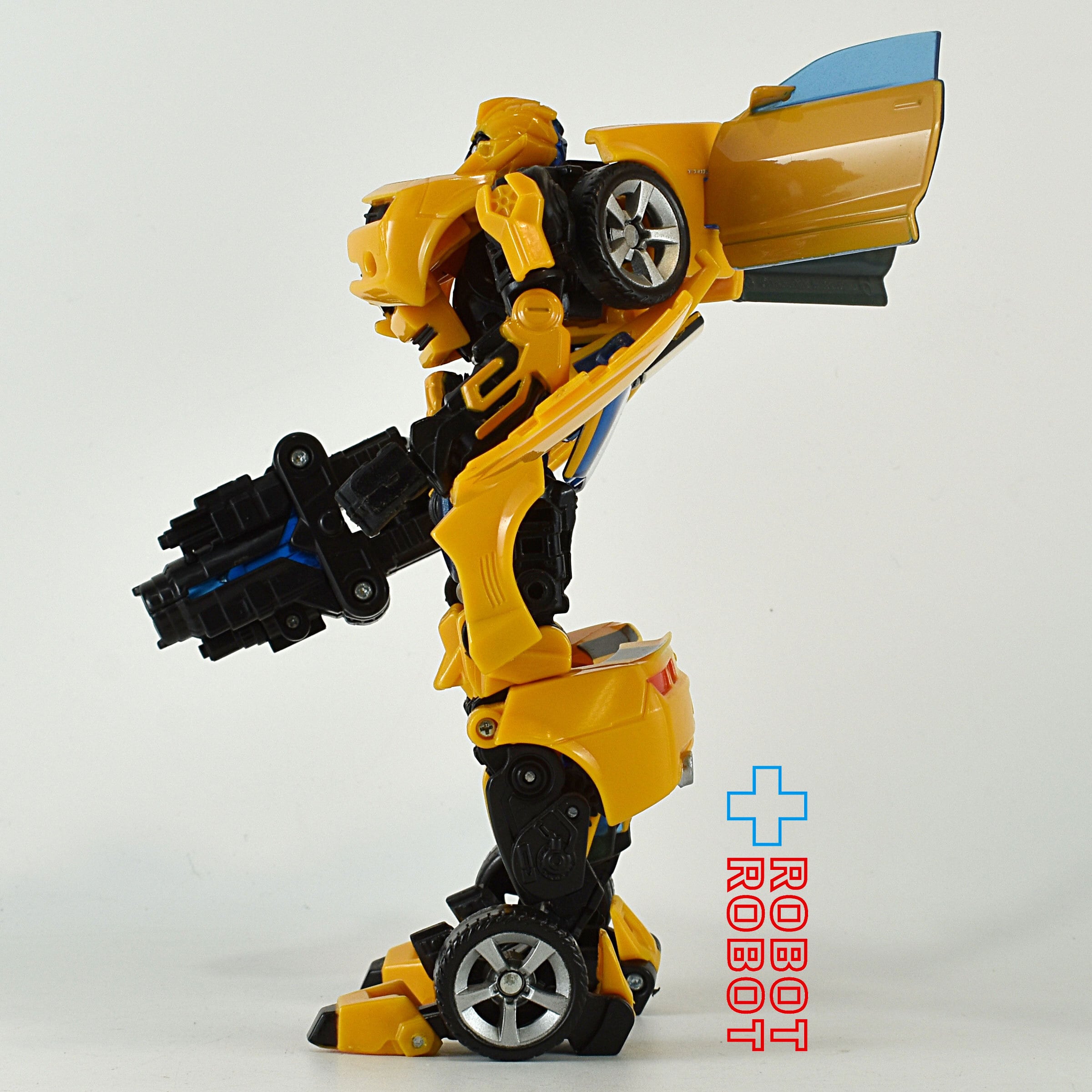 トランスフォーマー MA-10 バンブルビー アクションフィギュア ルース – ROBOTROBOT