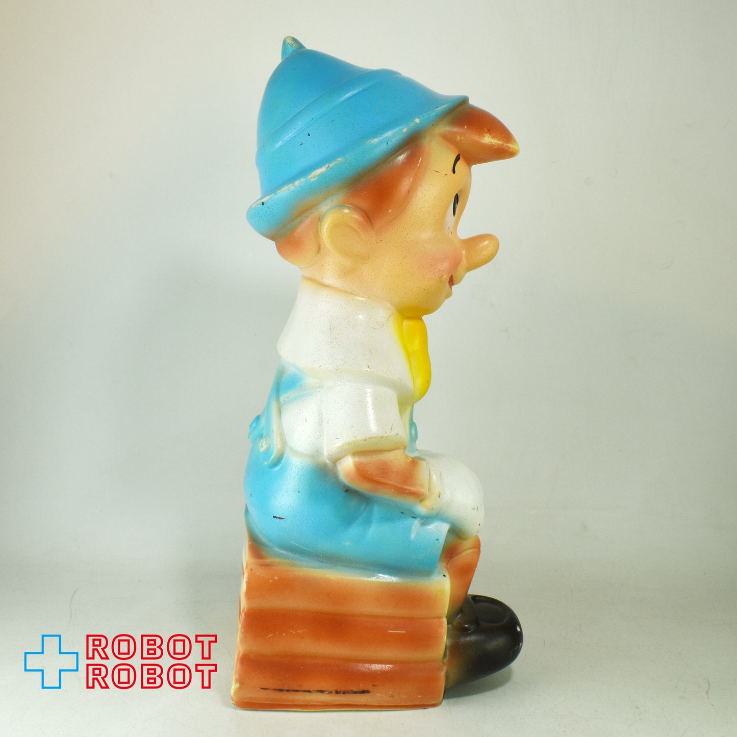 プレイパル社 ディズニー ピノキオ ラージ 珍色？ 水色帽子黄色羽 ソフビ貯金箱 バンク フィギュア ※底蓋なし