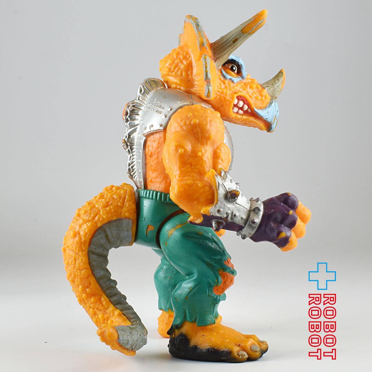 プレイメイツ ティーンエイジ・ミュータント・ニンジャ・タートルズ TMNTトリケラトン 1990 アクションフィギュア ルース