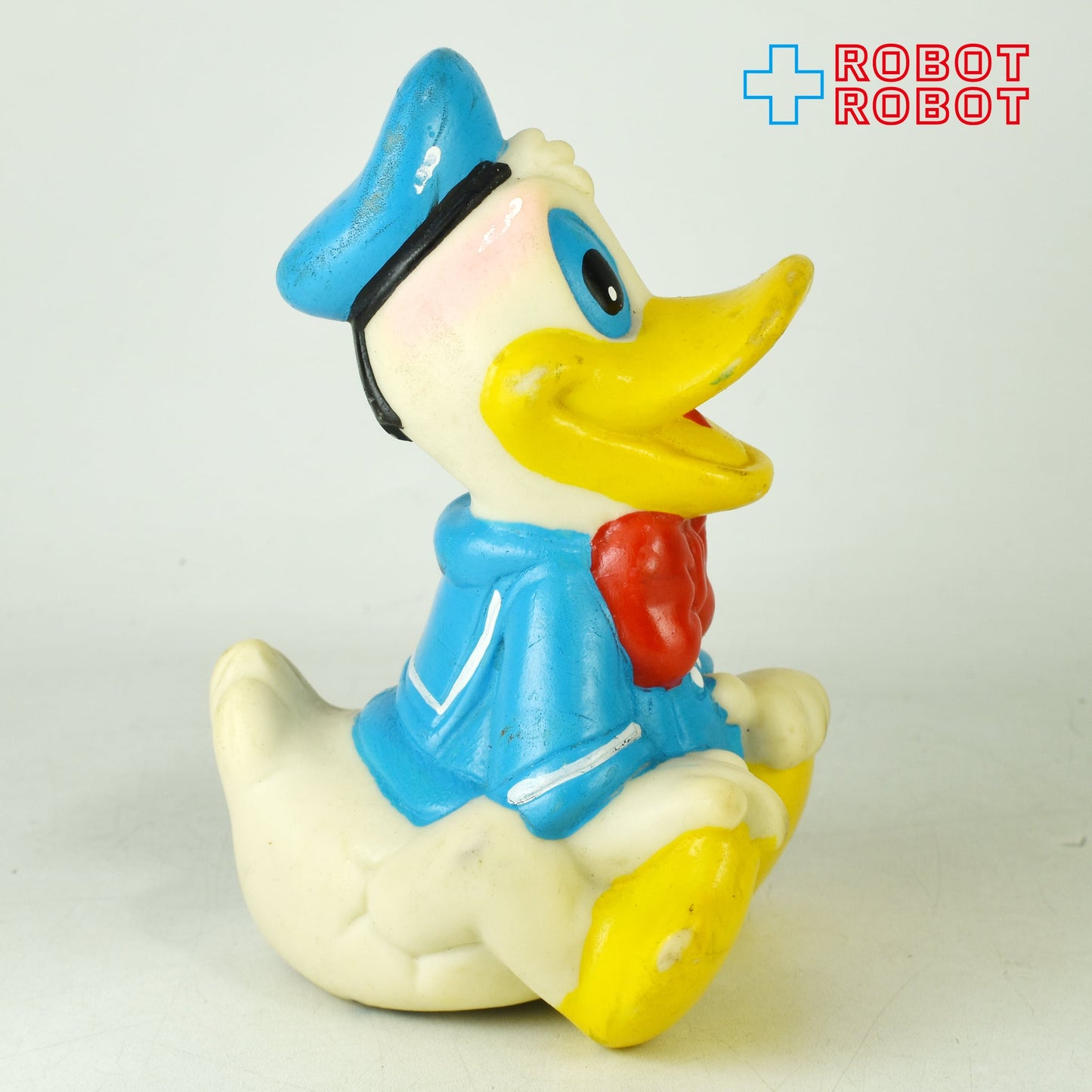 ディズニー ドナルドダック おすわり ソフビフィギュア