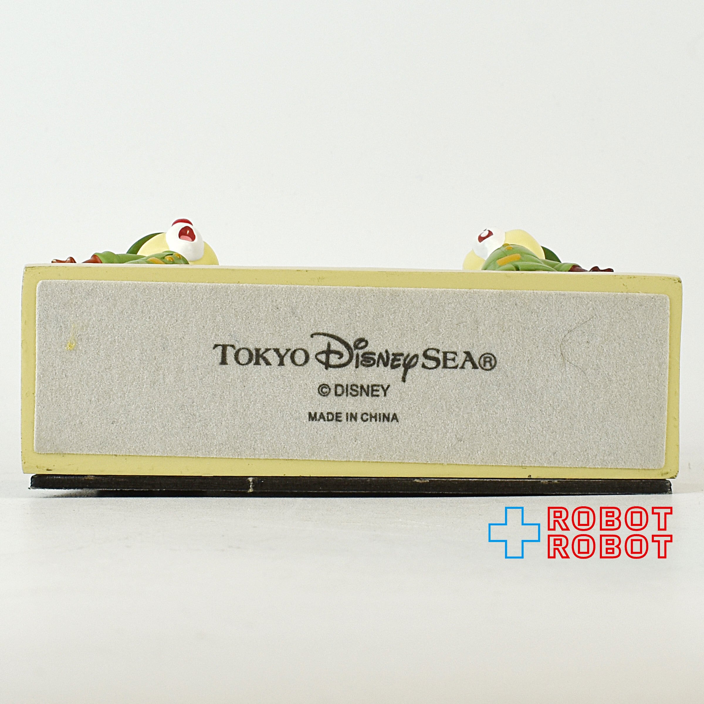 東京ディズニーシー TDS ロストリバーデルタ チップとデール フォト