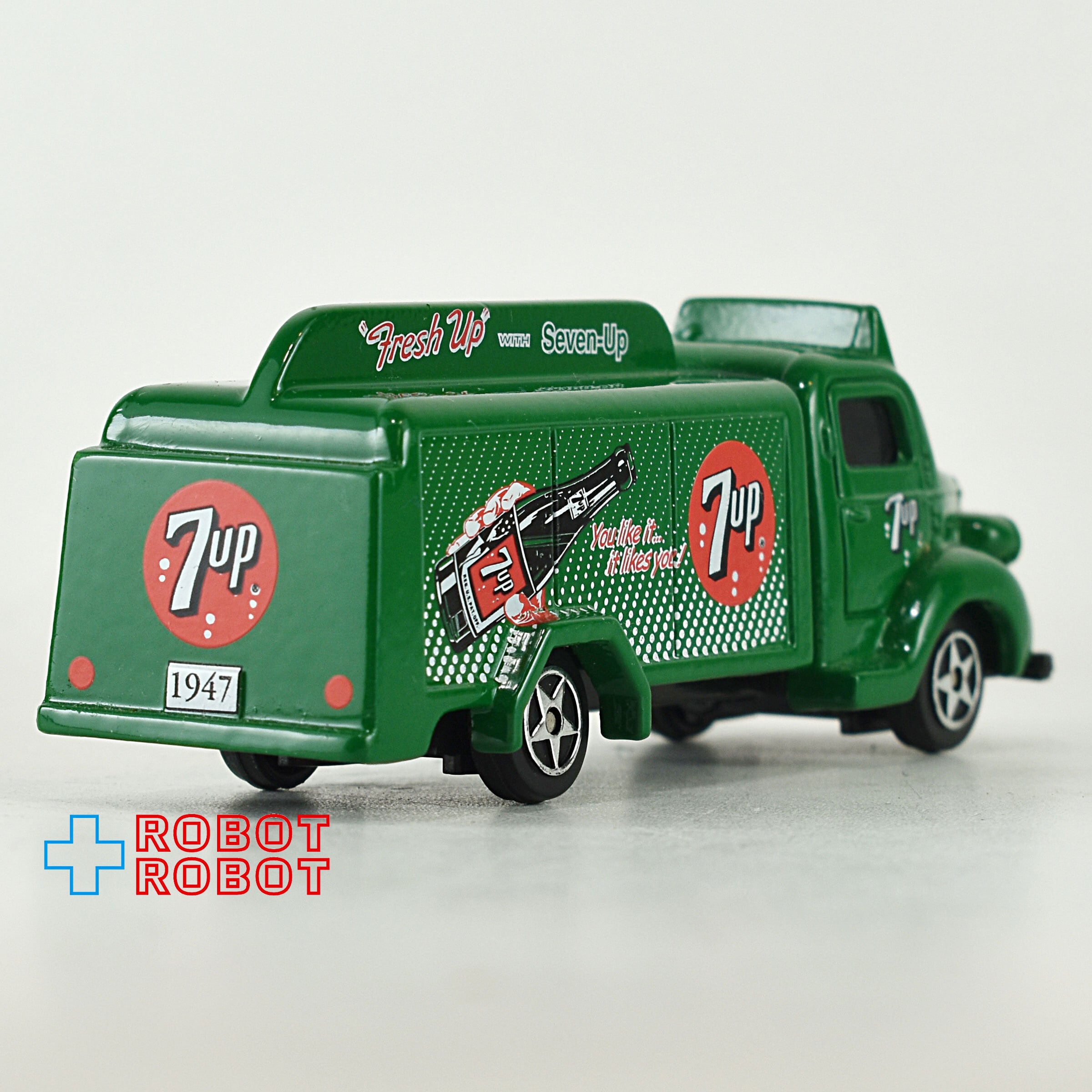 【即出荷】 ゴールデンウィール 1/87 7UP セブンアップ ボトルデリバリー ミニカー