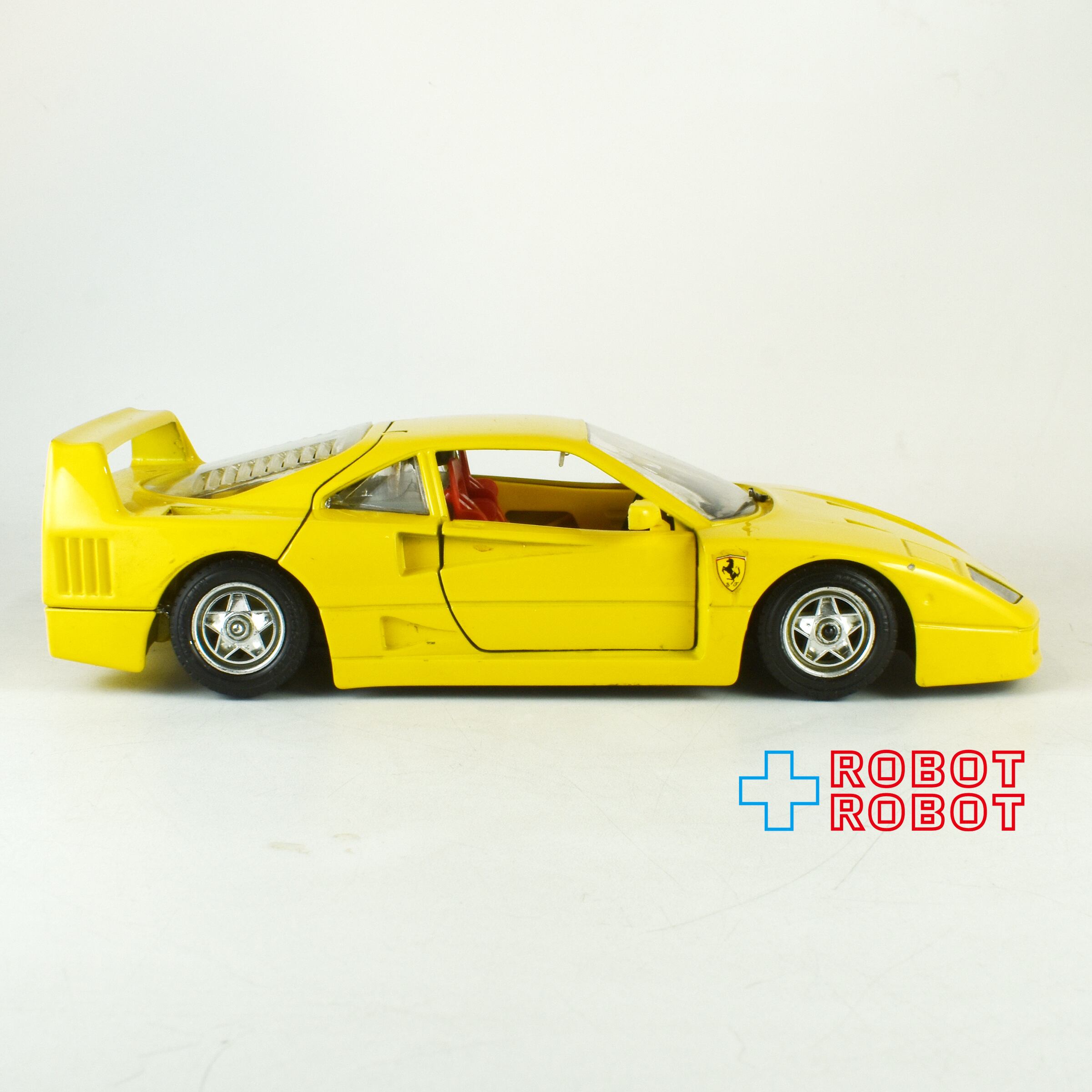 ⚫️Burago ブラーゴ フェラーリ F40 イエロー 1/24 ダイ