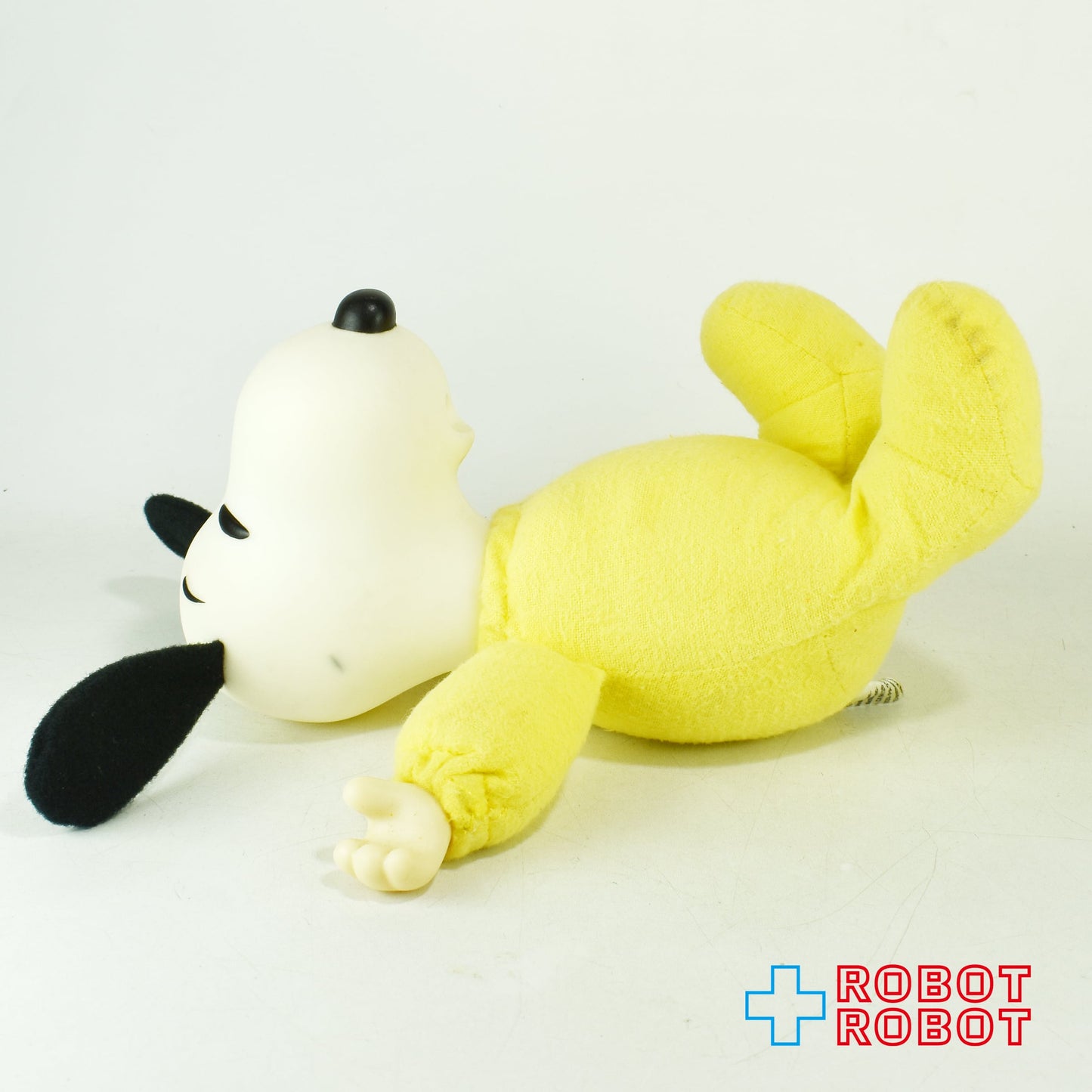 ピーナッツ ベビースヌーピー 黄色パジャマ ぬいぐるみ人形