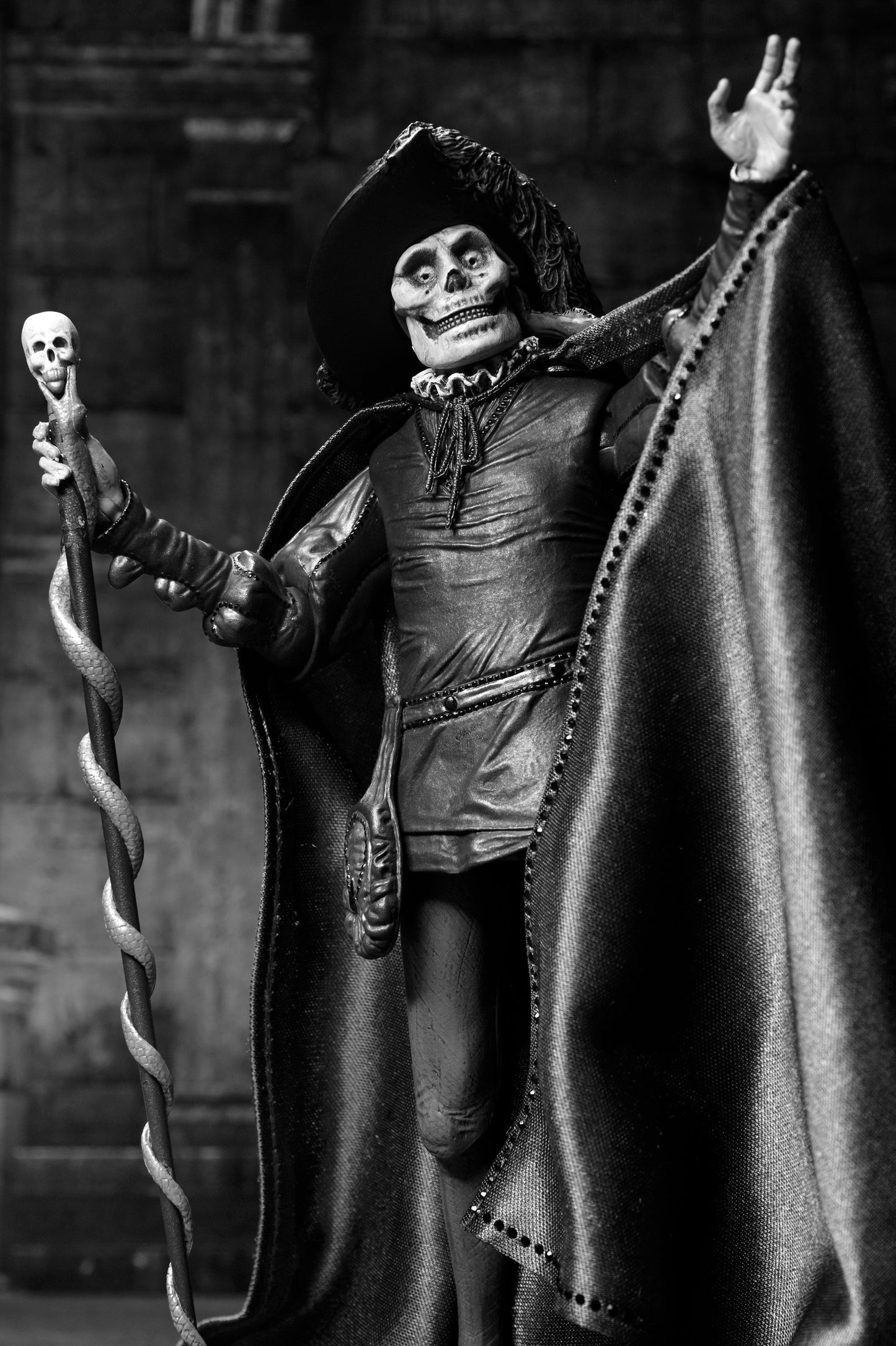 NECA ネカ オペラ座の怪人 アルティメット (ブラック＆ホワイト) 1925 7インチ アクションフィギュア 未開封