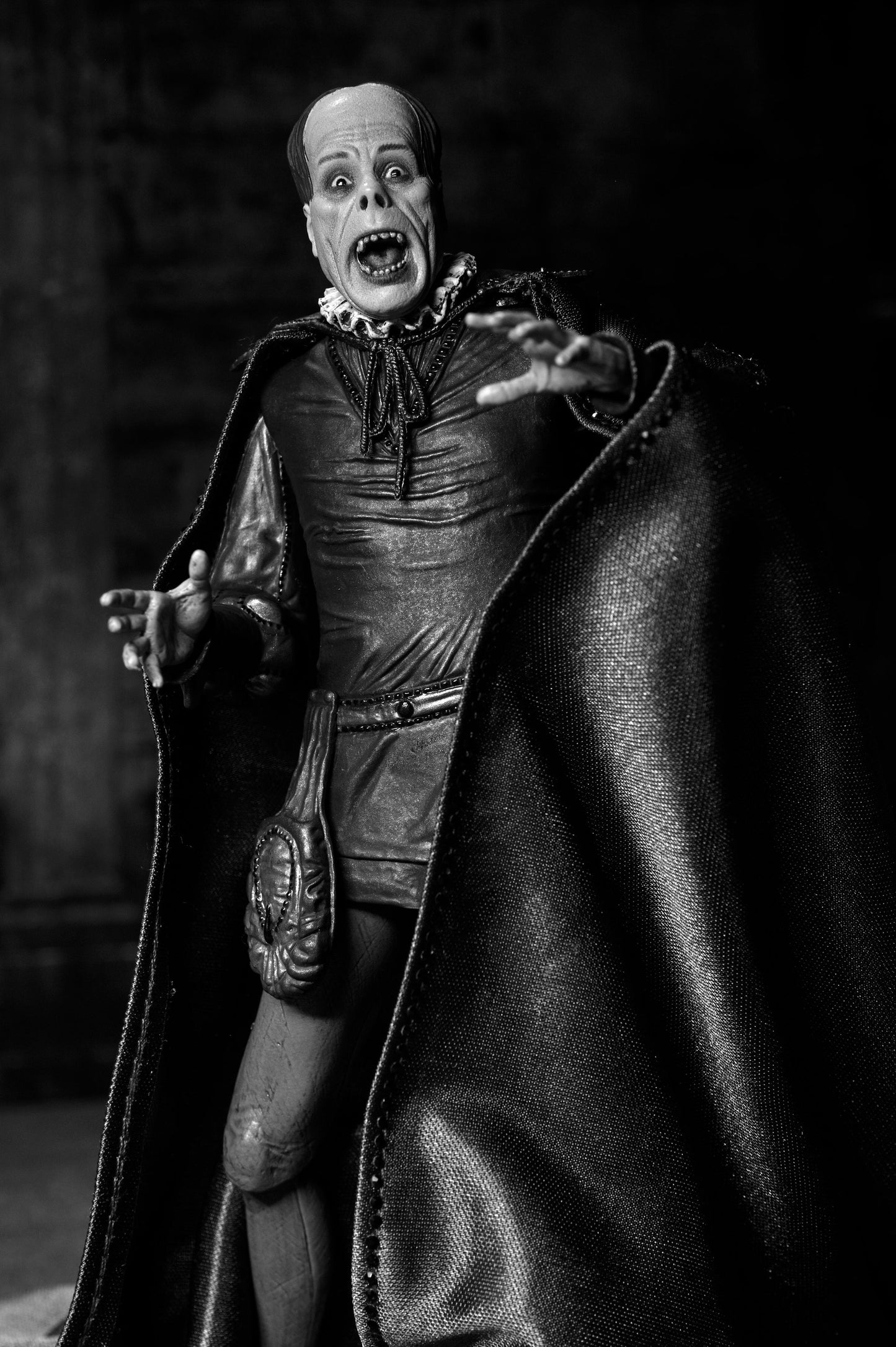 NECA ネカ オペラ座の怪人 アルティメット (ブラック＆ホワイト) 1925 7インチ アクションフィギュア 未開封