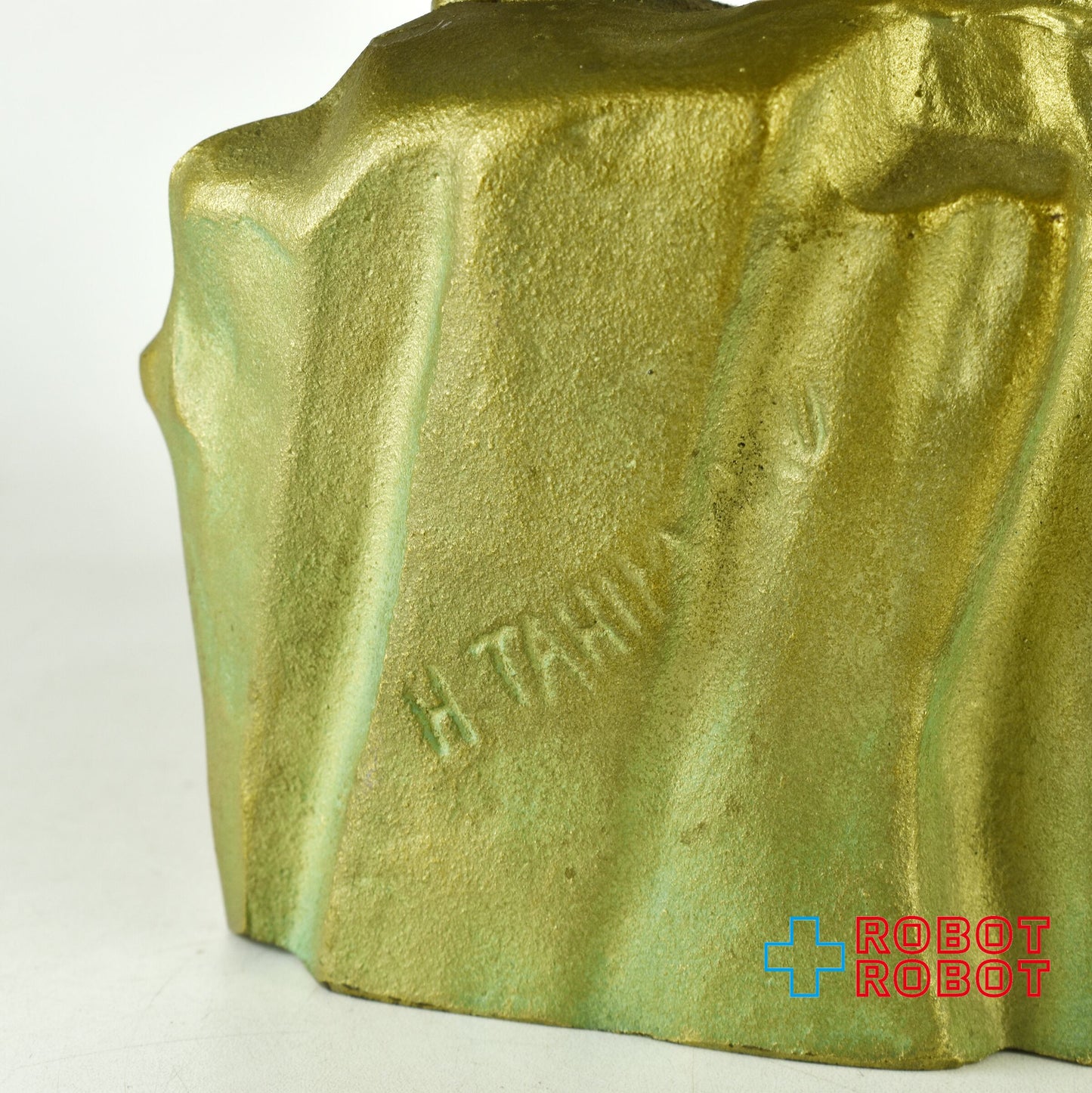 具志堅用高 黄金のかんむり鷲 鉄製 オブジェ 置物