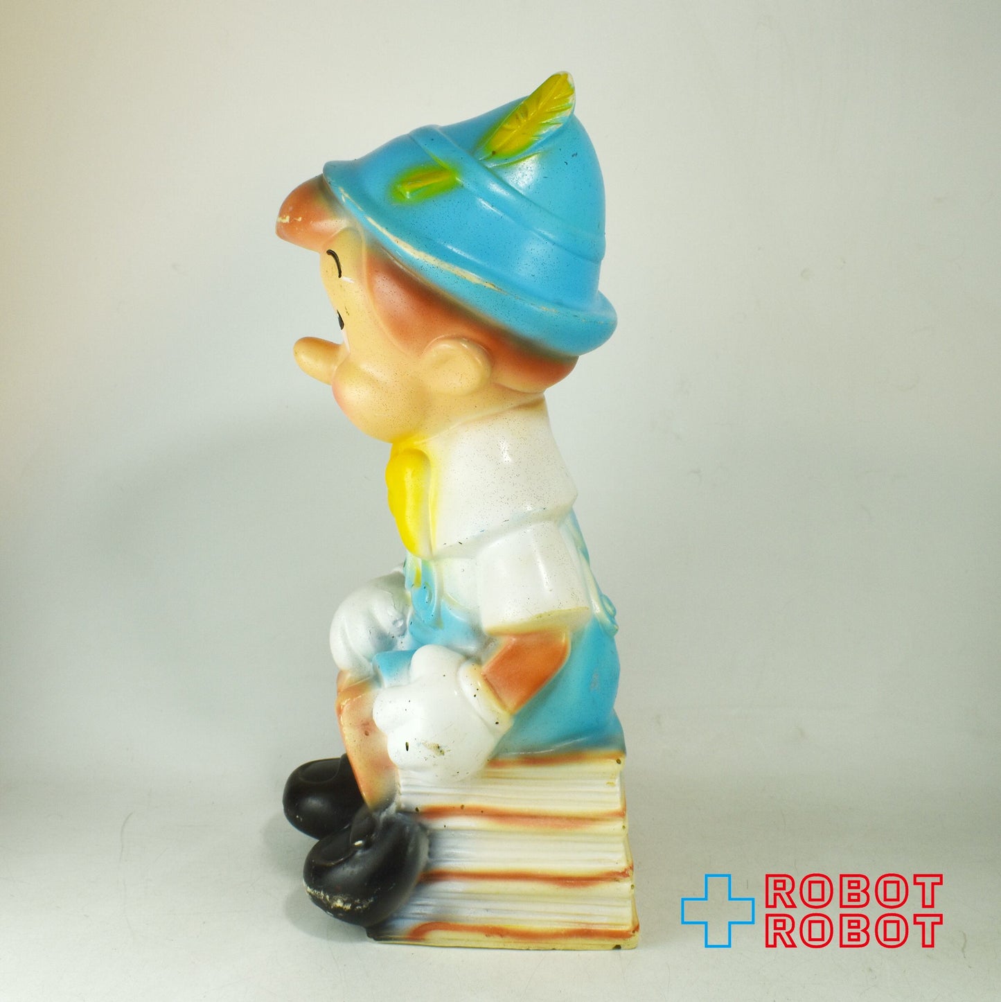 プレイパル社 ディズニー ピノキオ ラージ 珍色？ 水色帽子黄色羽 ソフビ貯金箱 バンク フィギュア ※底蓋なし