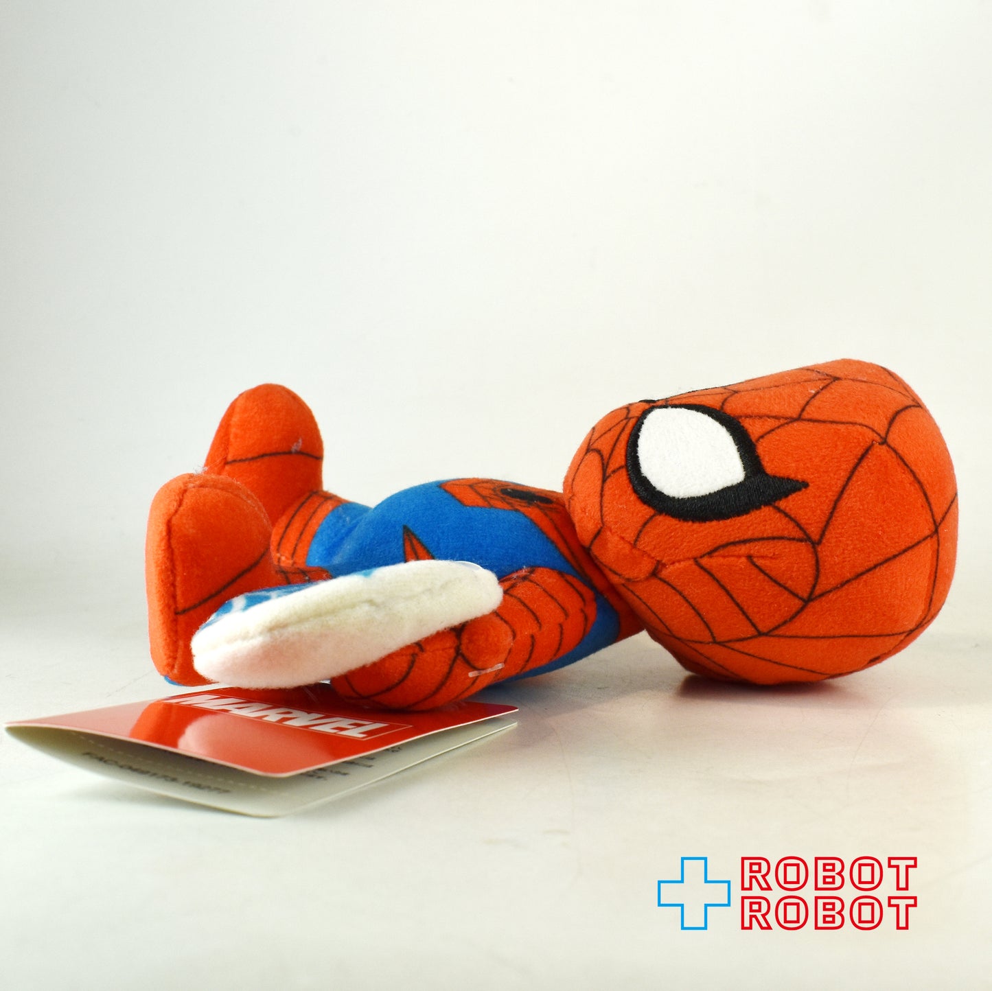 ディズニーストア マーベル スパイダーマン マグネット付き ぬいぐるみ 上海限定 紙タグ付き