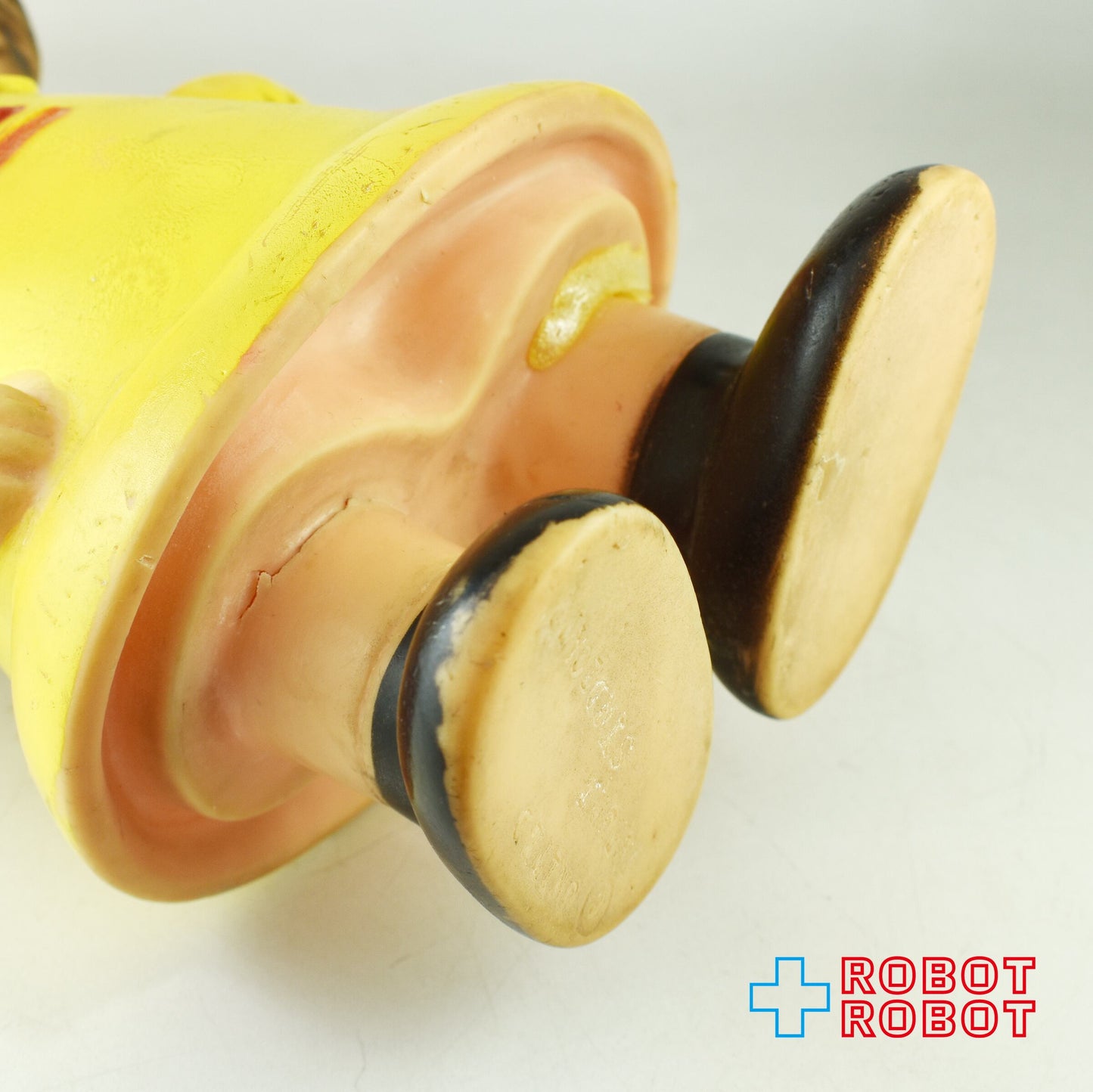 ハンガーフォード ピーナッツギャング ルーシー ソフビフィギュア スヌーピーの仲間