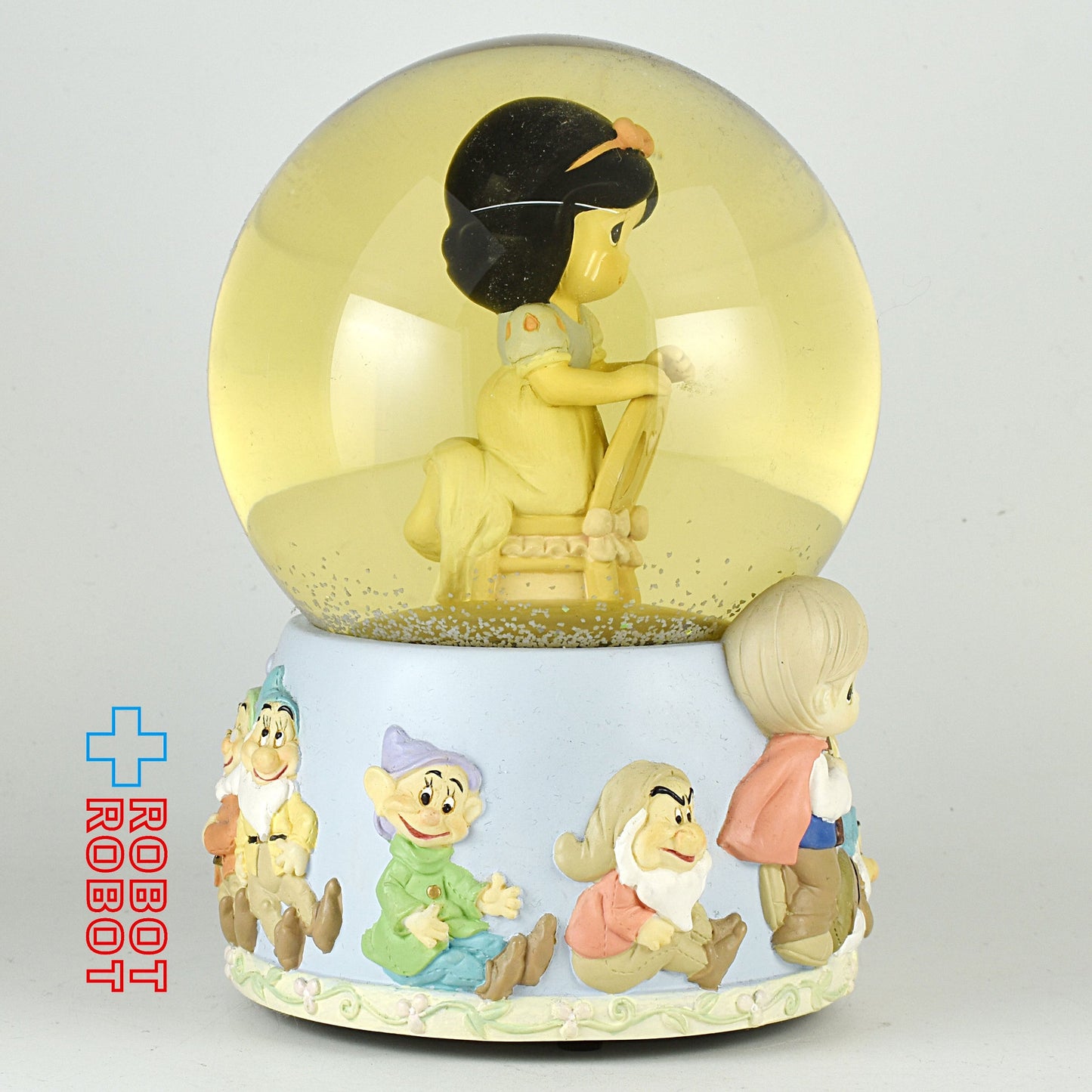 ディズニー ショーケース 白雪姫と７人の小人 プレシャスモーメント オルゴール スノウグローブ