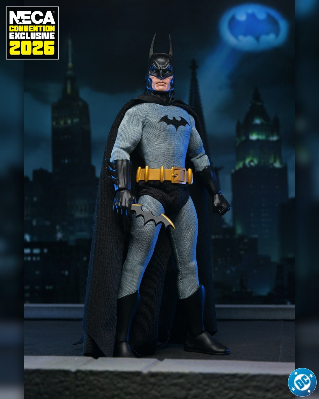ネカ DCコミックス バットマン ダークナイト 8インチ クロウズド アクションフィギュア 未開封
