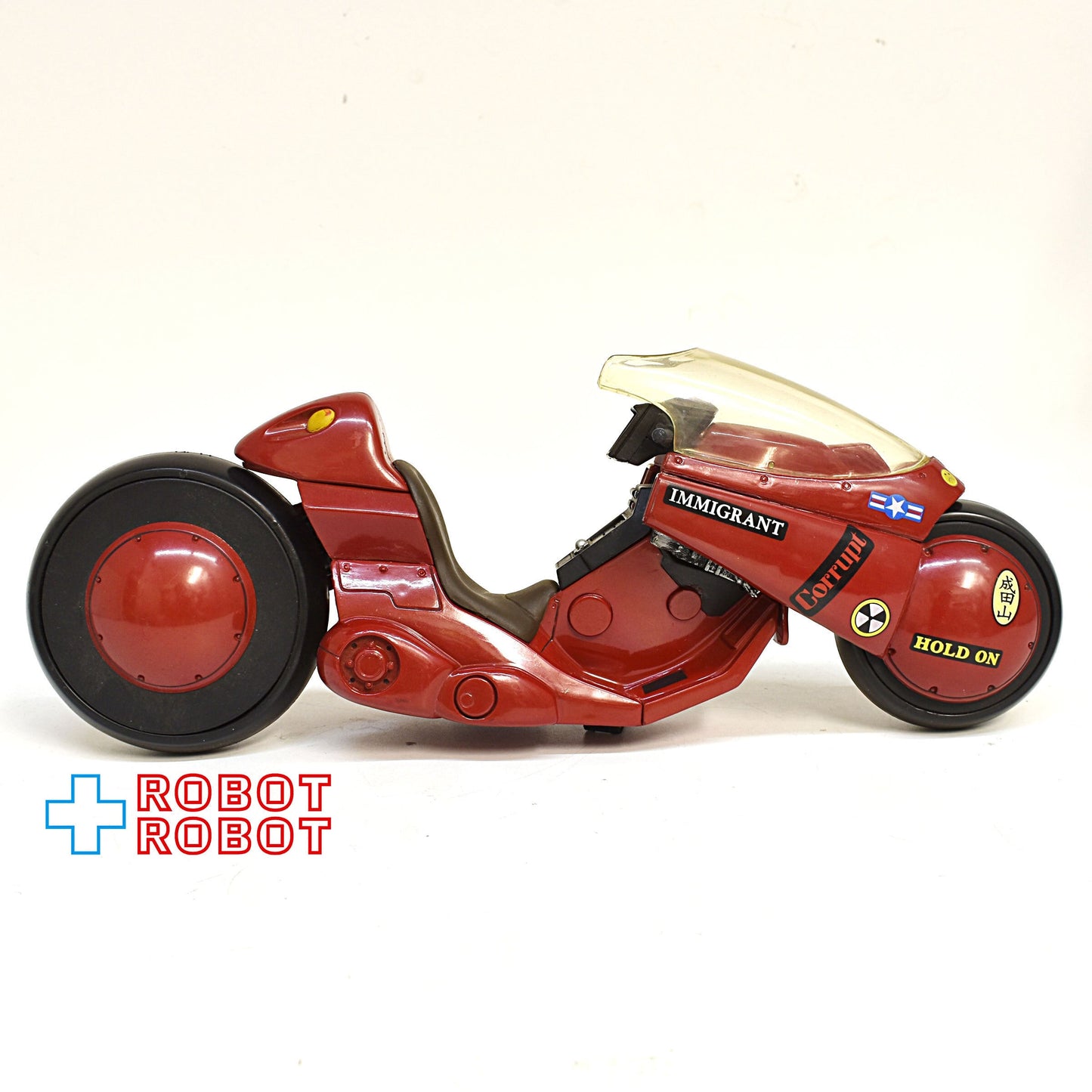 マクファーレン アキラ 金田のバイク