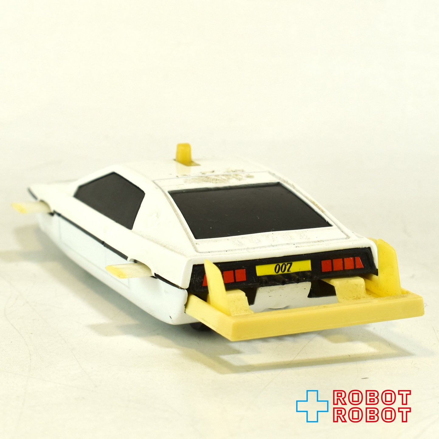 コーギー 007 私を愛したスパイ 1/36 ロータス・エスプリ（潜水艇モード）