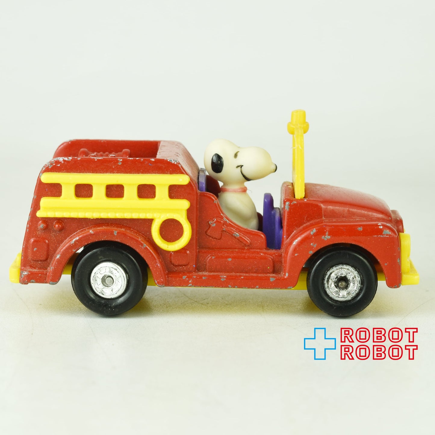 スヌーピー・イン・ファイアエンジン ダイキャスト ミニカー メイド・イン・ジャパン ルース