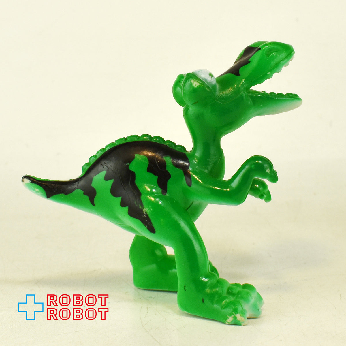 ゴズネル・ダイナソー・トイズ グリーン & ブラック 恐竜 PVC フィギュア 7センチ