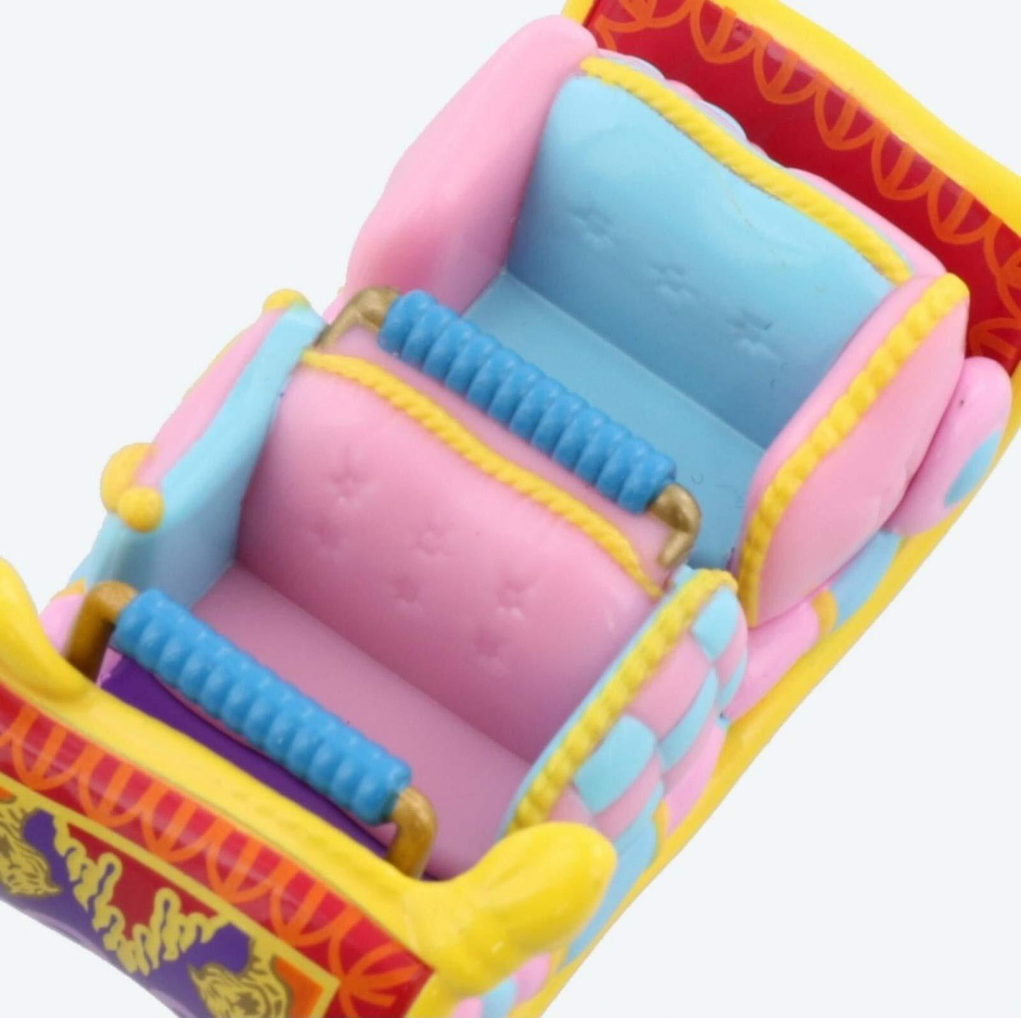 トミカ 東京ディズニーリゾート限定 ディズニービークルコレクション ジャスミンのフライングカーペット 箱入