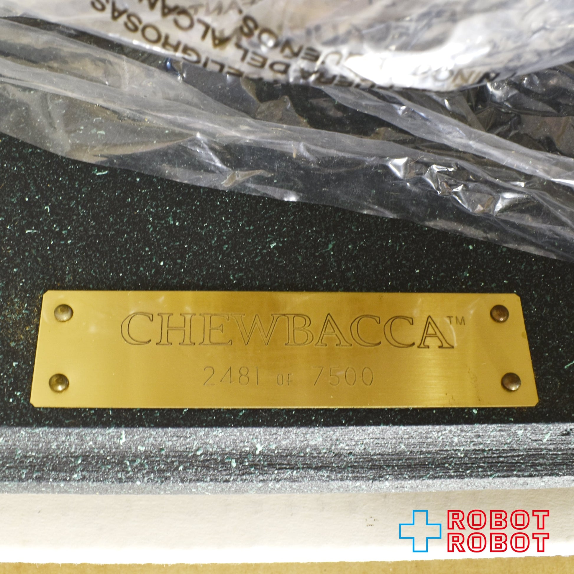 イリューシブ社 スター・ウォーズ チューバッカ 1/1スケール ライフサイズ レプリカ ヘッド 7500体限定 - ROBOTROBOT