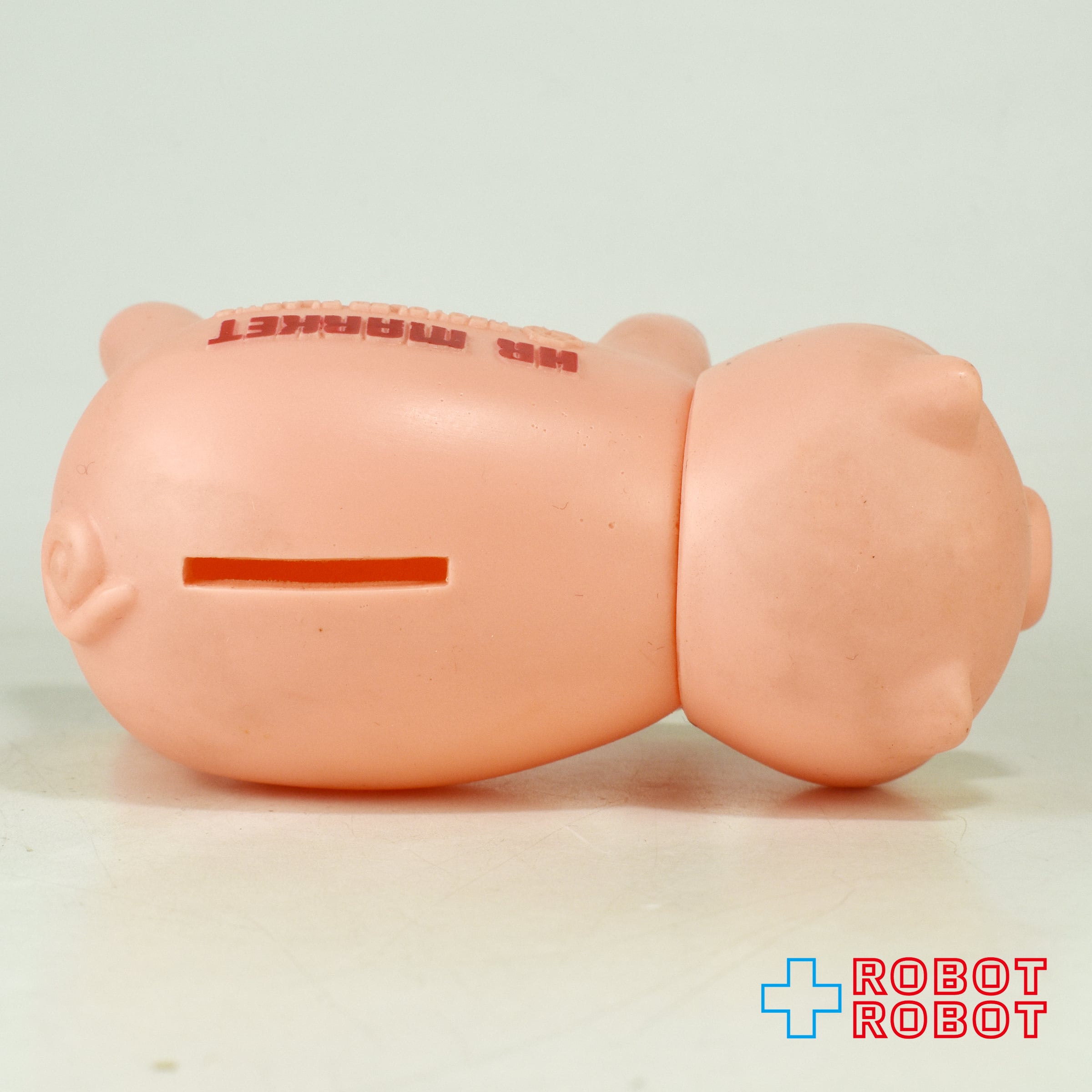 HR MARKET ハリウッドランチマーケット 豚 ソフビ貯金箱 – ROBOTROBOT