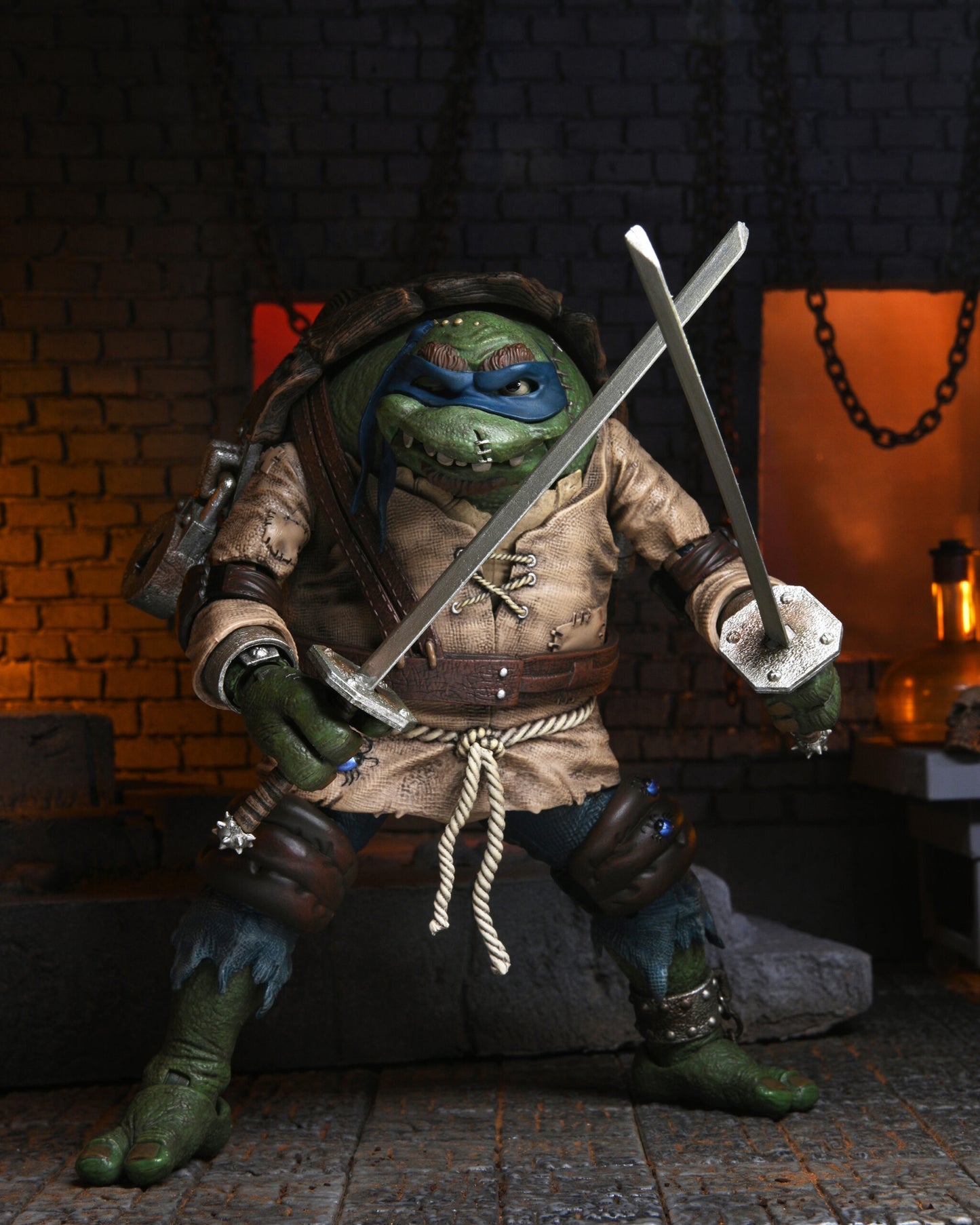 ネカ TMNT タートルズ ユニバーサル・モンスター レオナルド as ハンチバック アルティメット 7インチ アクションフィギュア 未開封