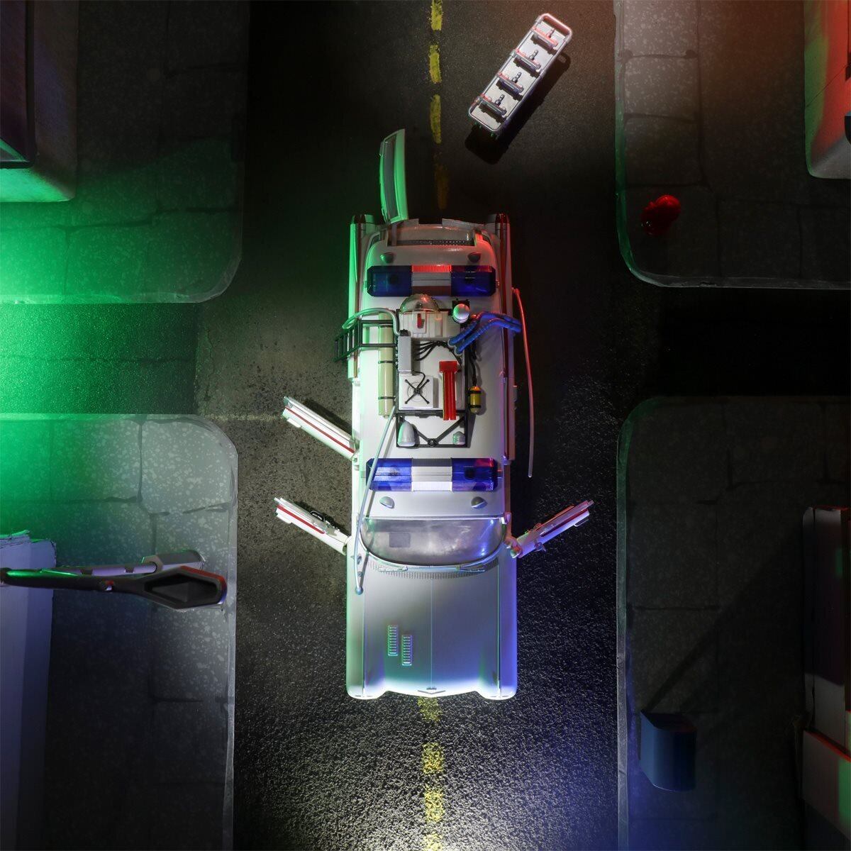 ゴーストバスターズ プラズマシリーズ ECTO-1(1984)1/18 ゴーストバスターズ プラズマシリーズ ECTO-1(1984)1/18