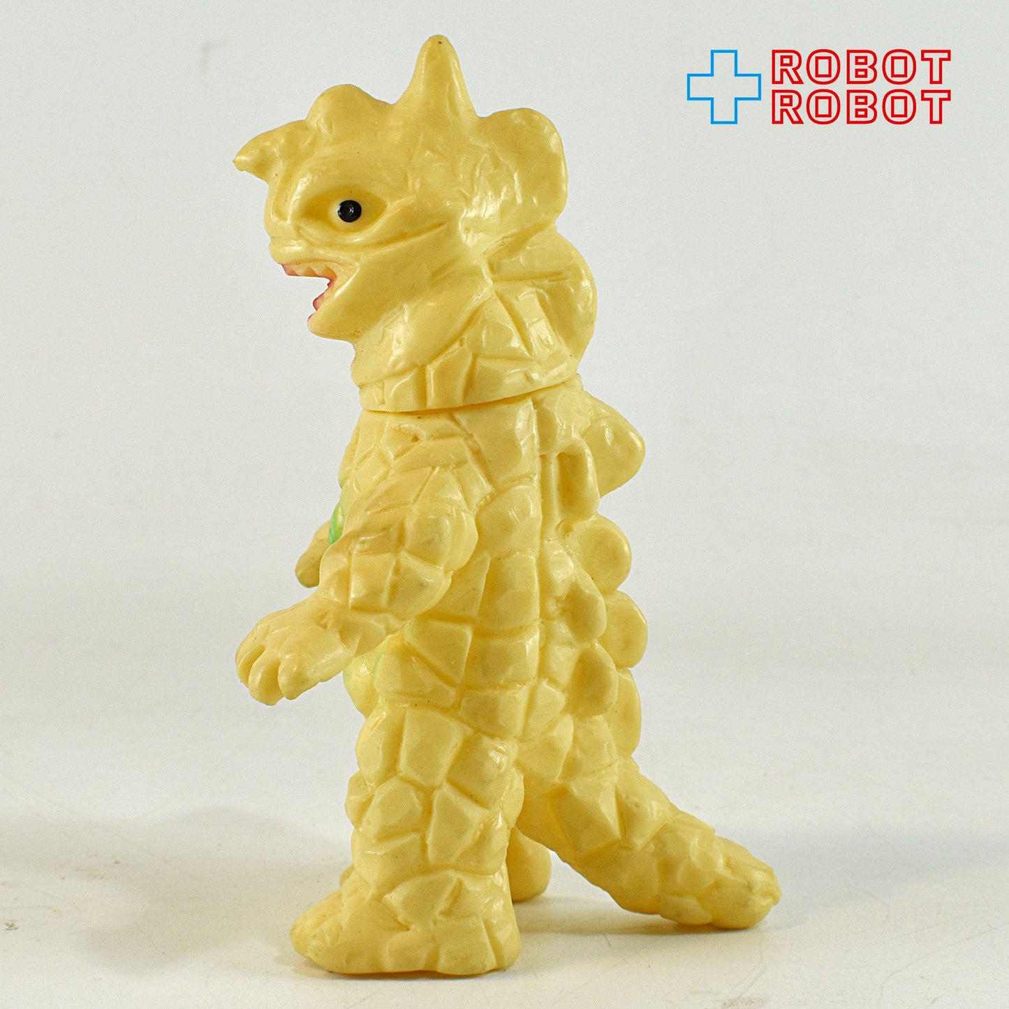 ブルマァク 帰ってきたウルトラマン ゴルバゴス ゴルパゴス アイボリー成型 ウルトラ怪獣 ミニソフビ?