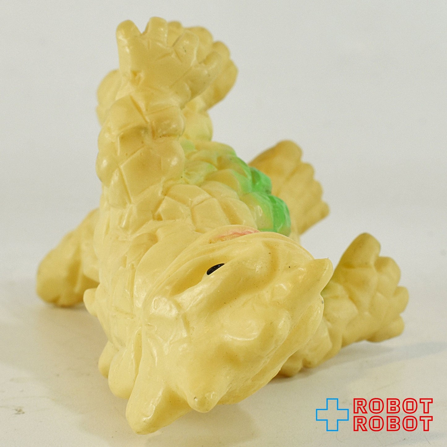 ブルマァク 帰ってきたウルトラマン ゴルバゴス ゴルパゴス アイボリー成型 ウルトラ怪獣 ミニソフビ?