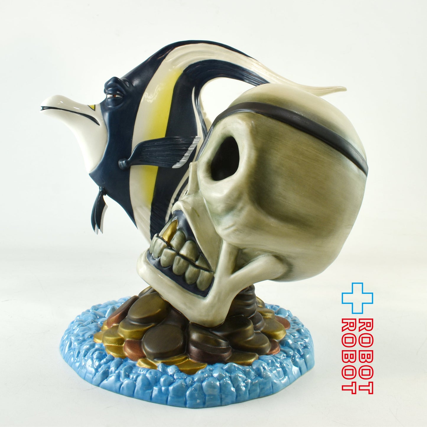 ディズニー WDCC  ファインディング・ニモ ギル “誰も彼に触れない” 箱付