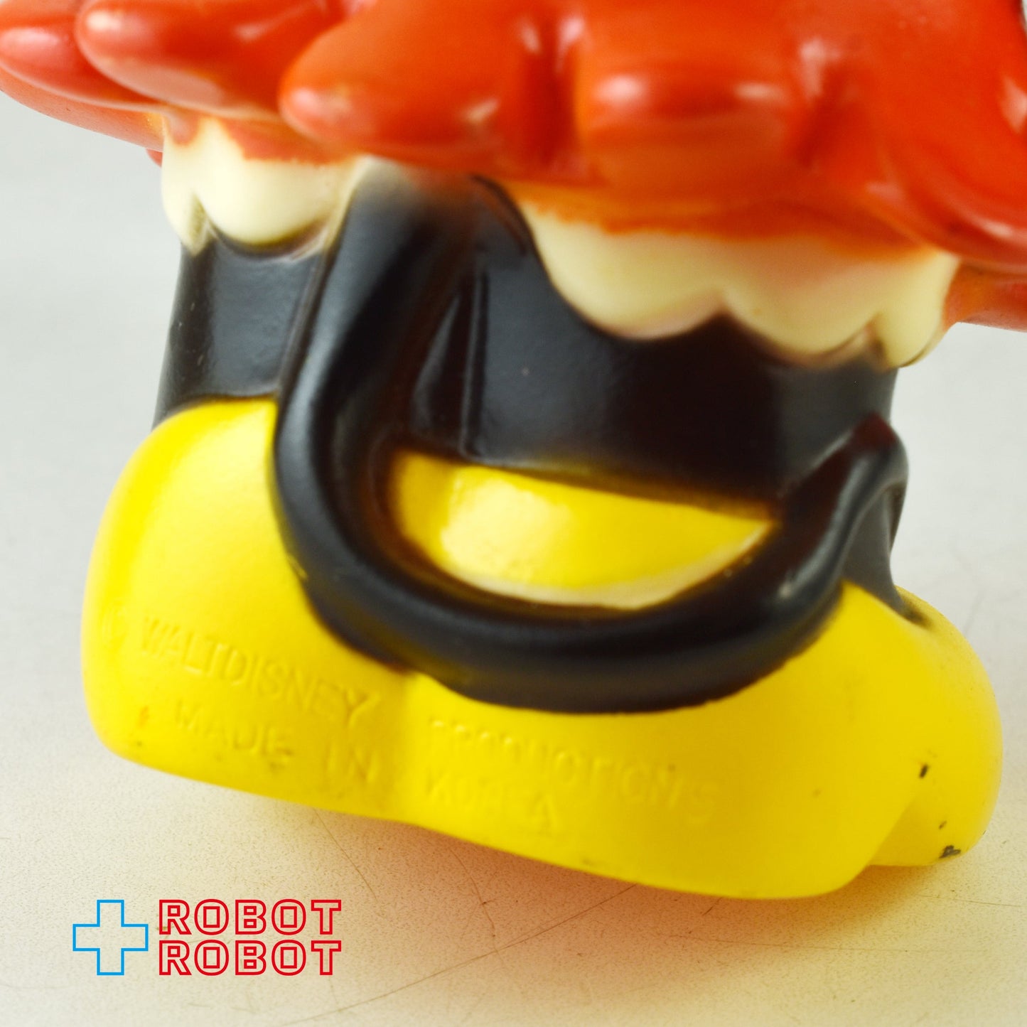 ミニーマウス 花持ち ソフビ貯金箱 KOREA 14.5センチ